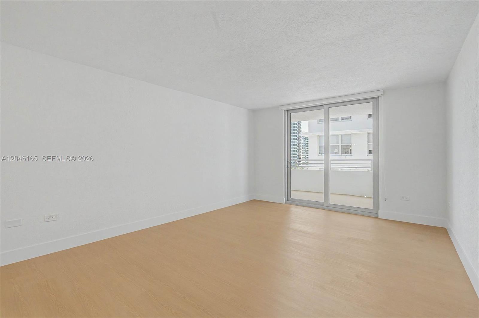 5555 Collins Ave # 7B