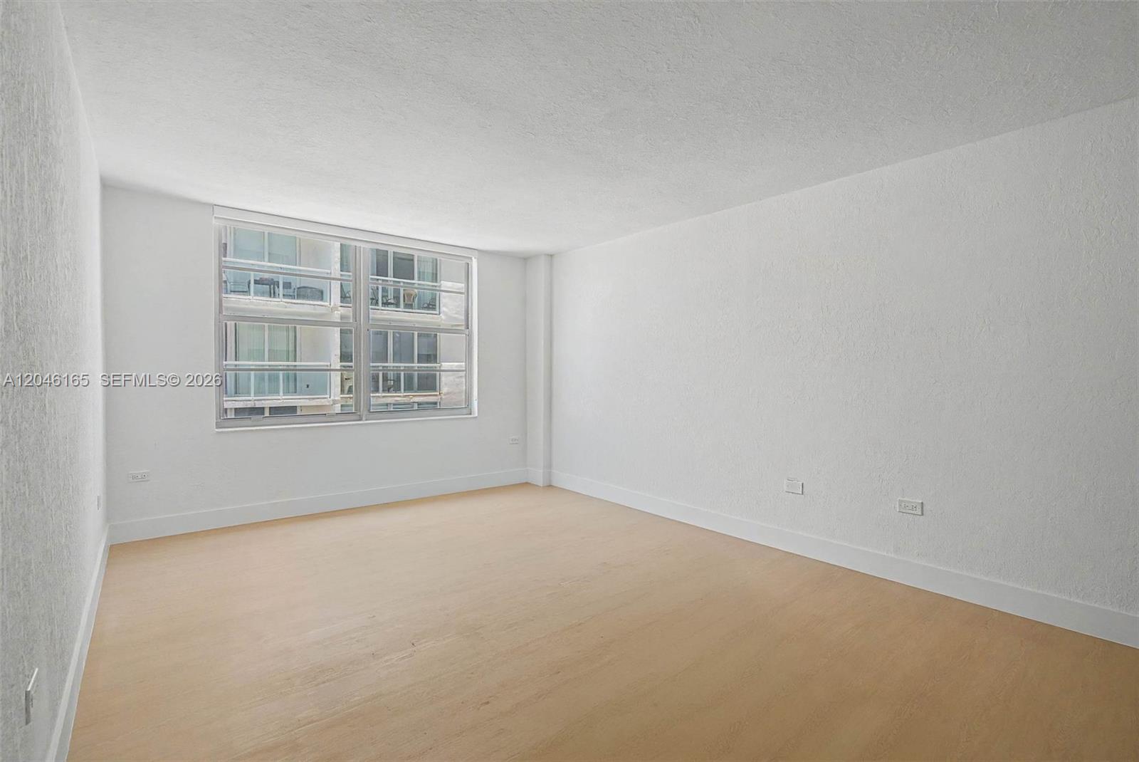 5555 Collins Ave # 7B