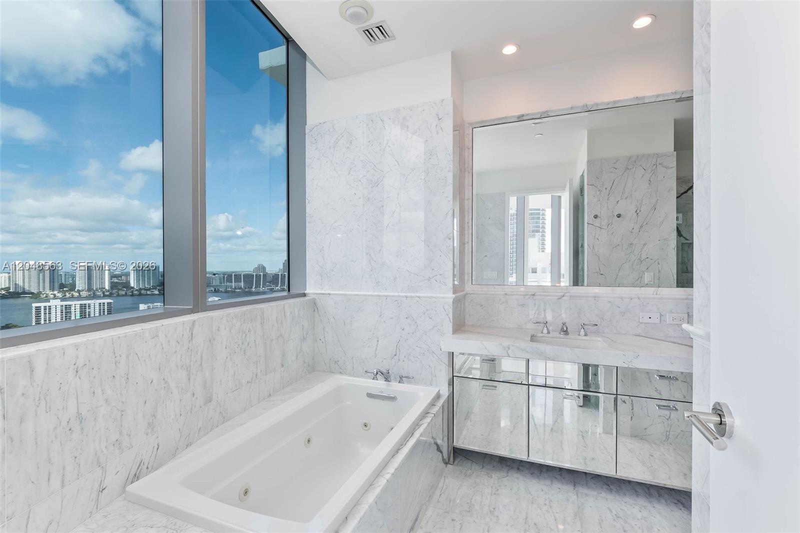 17475 Collins Ave # 2003