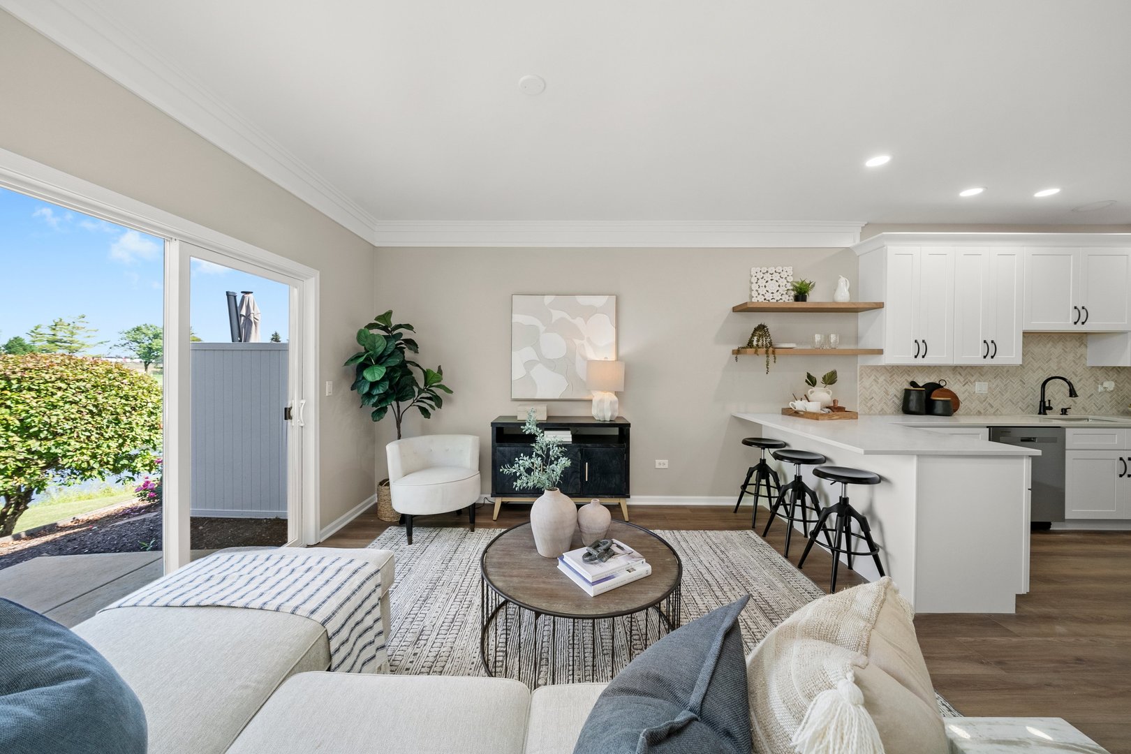 21103 W Cypress Court