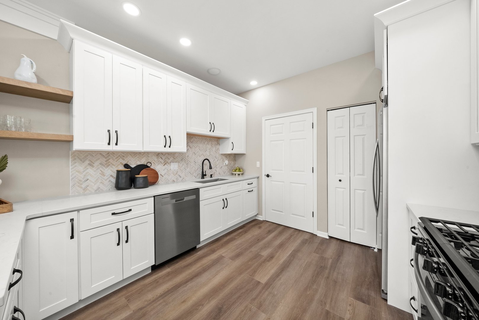 21103 W Cypress Court