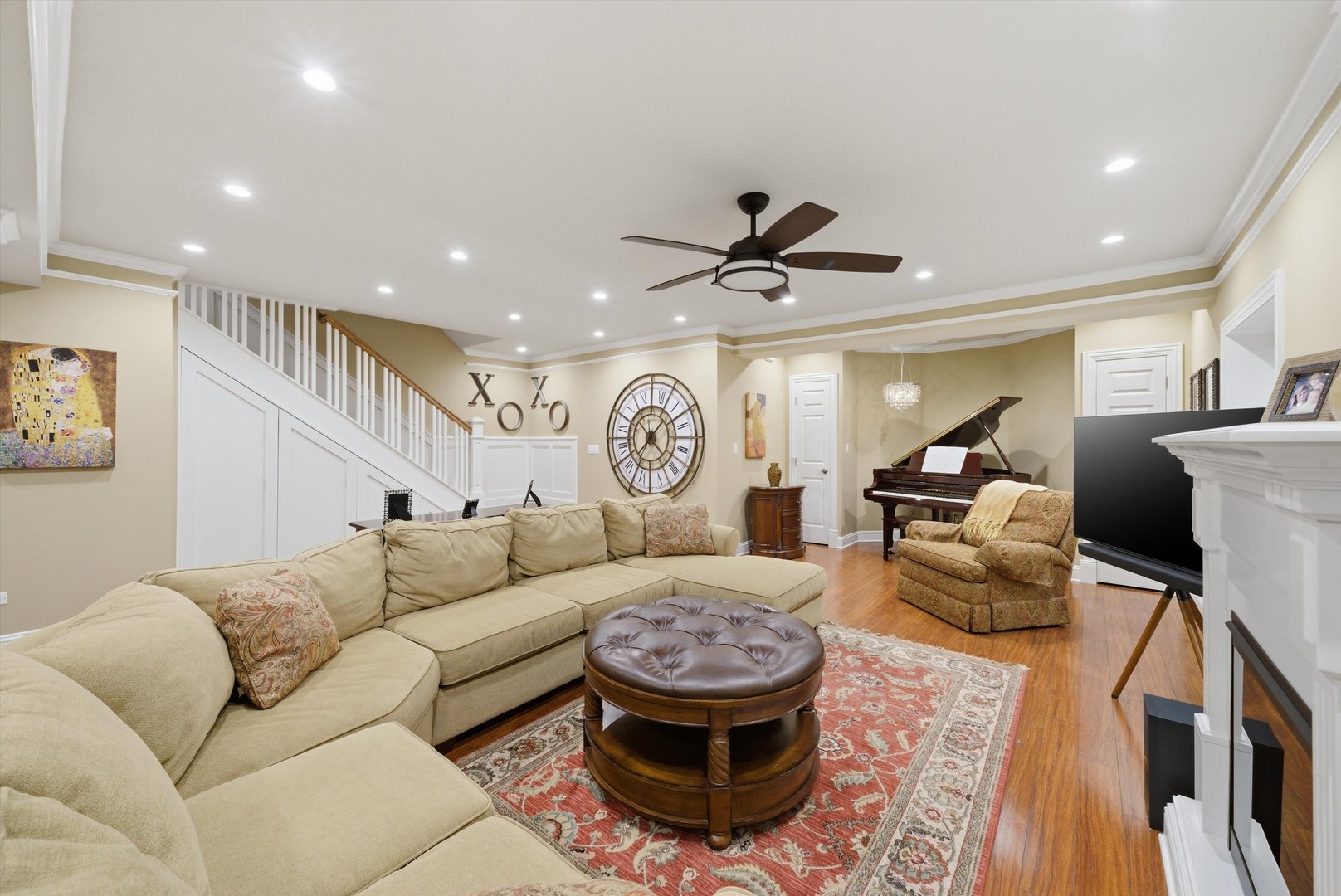 2630 Camberley Circle