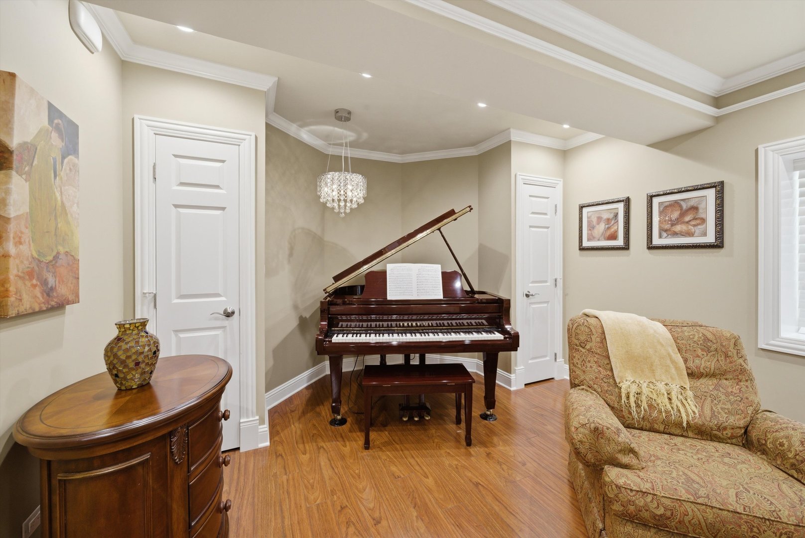2630 Camberley Circle