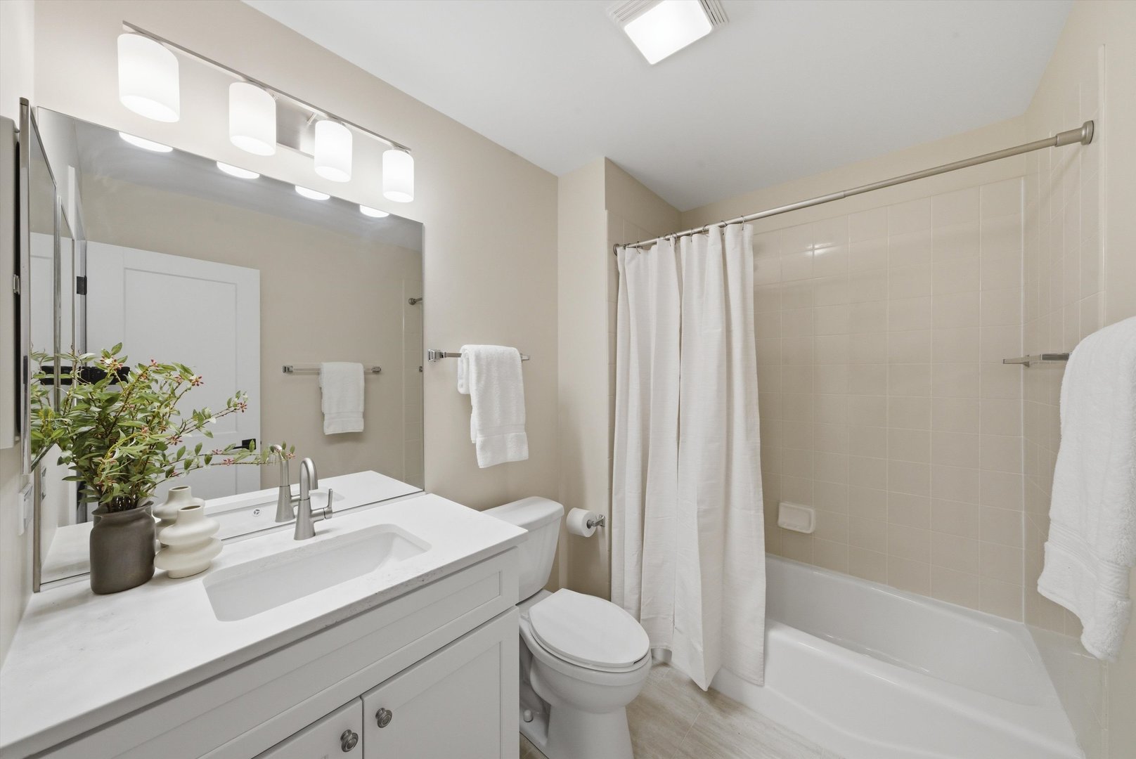 21359 Silktree Circle