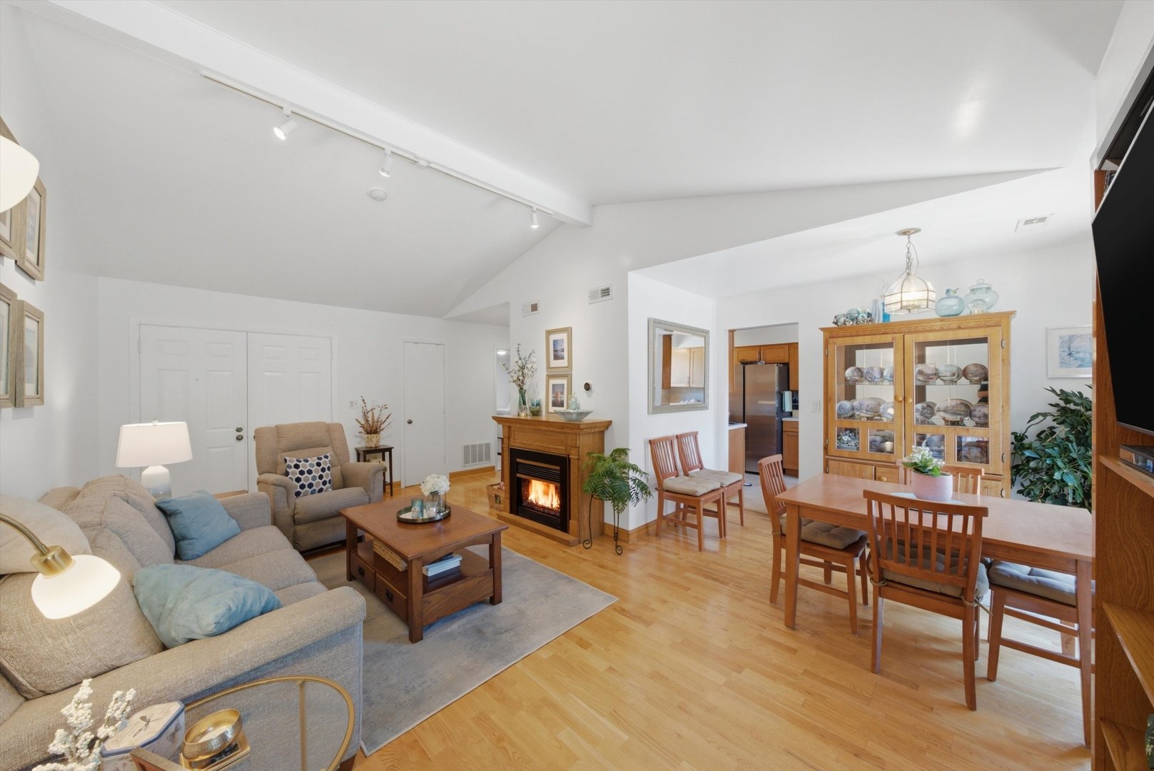 8044 Wildwood Lane