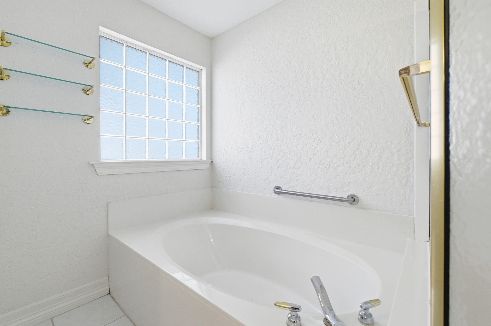 47 Country Club Drive