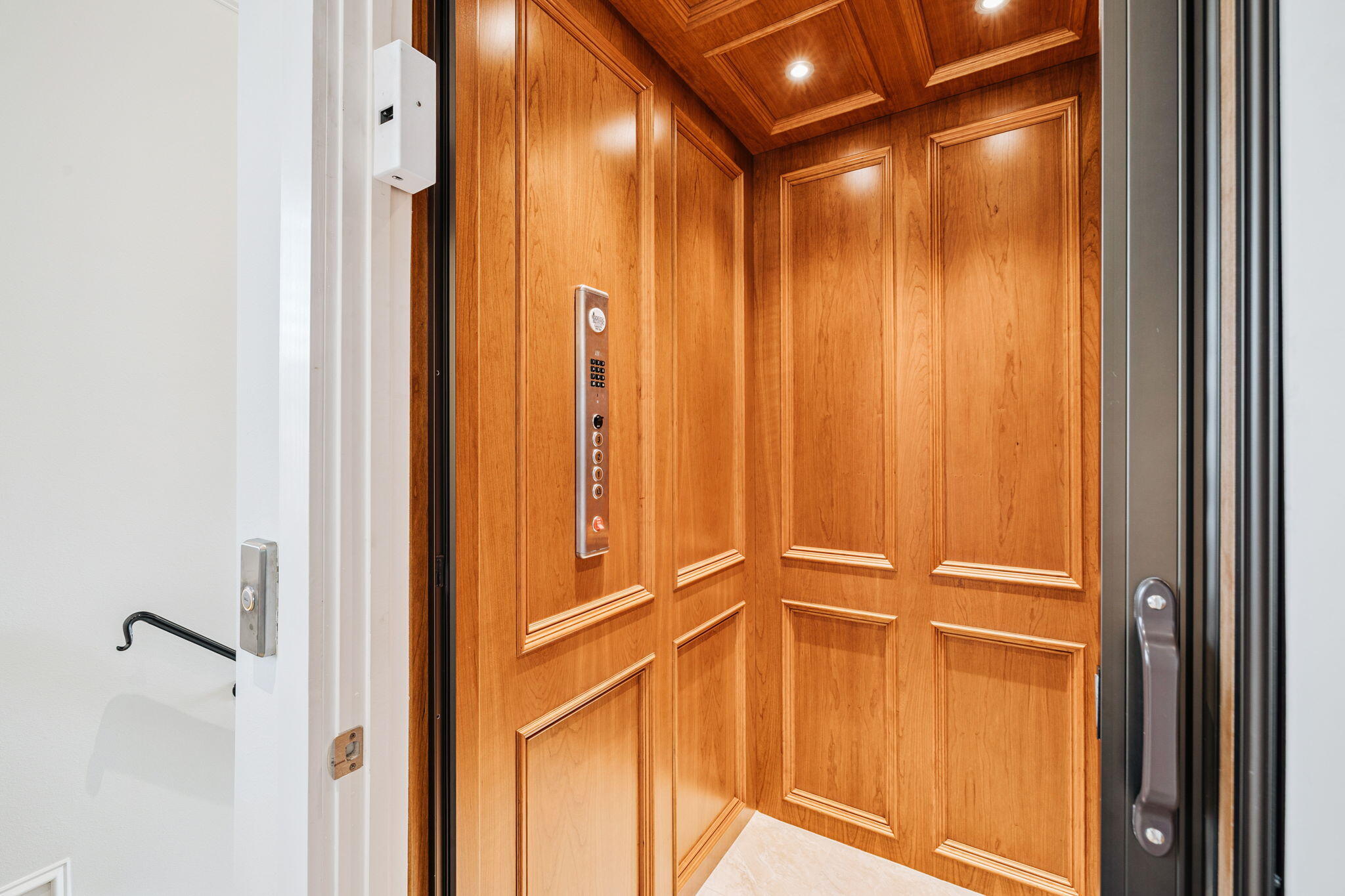 358 Rue Caribe