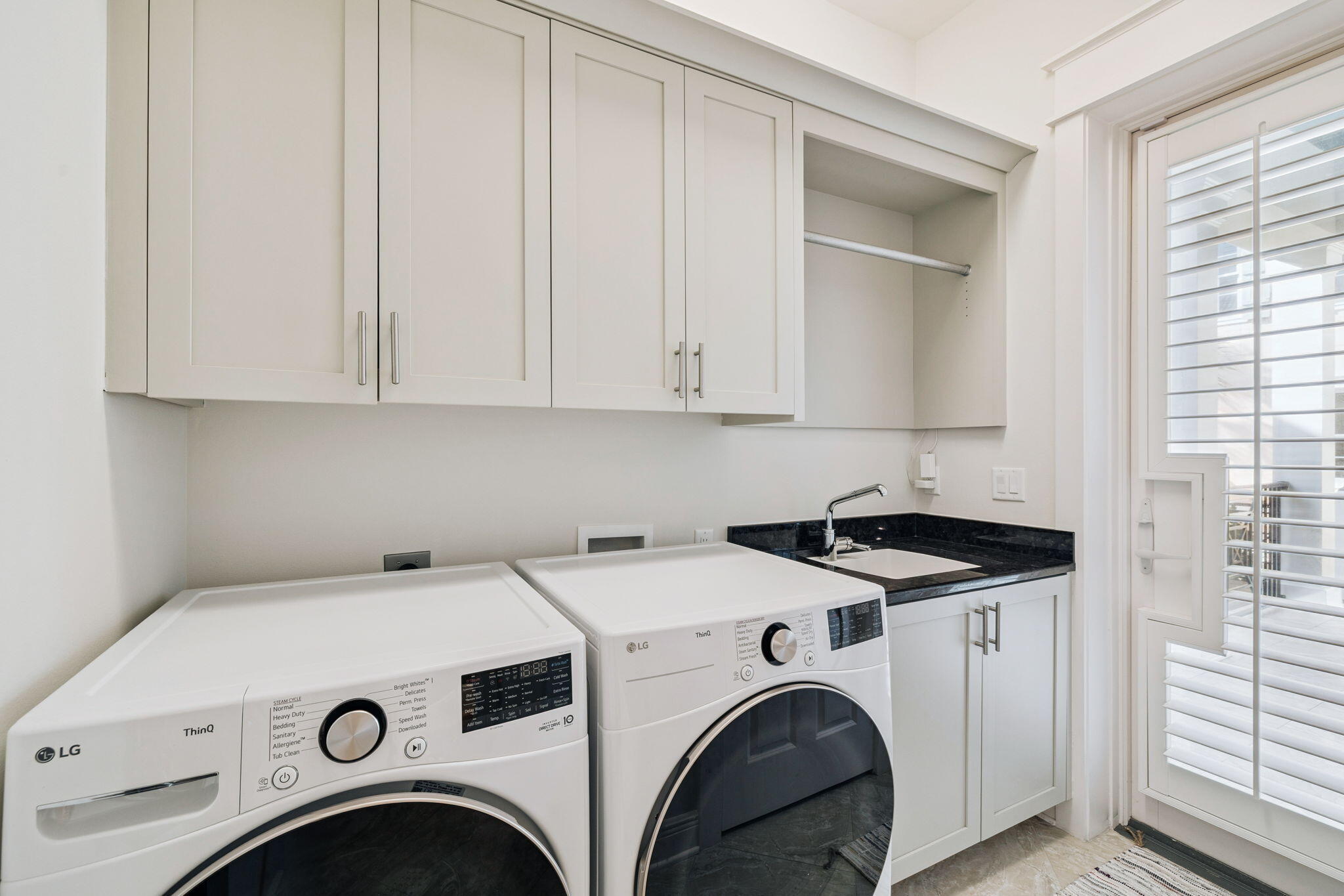 358 Rue Caribe