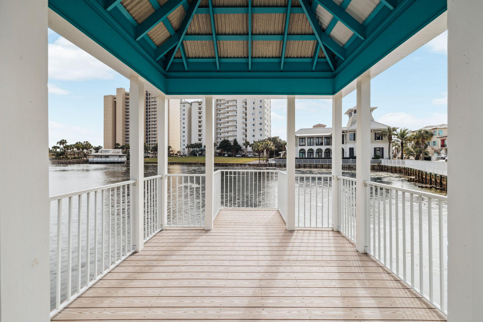 358 Rue Caribe