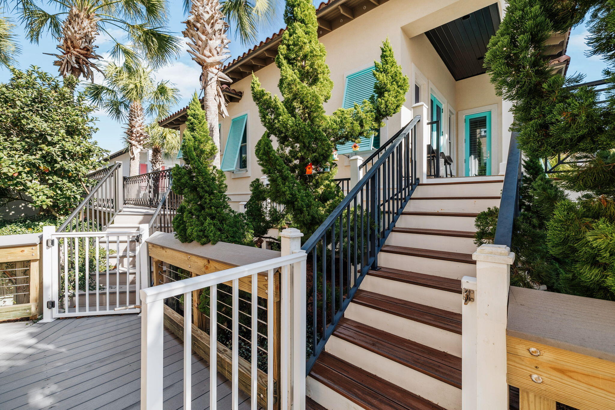 358 Rue Caribe