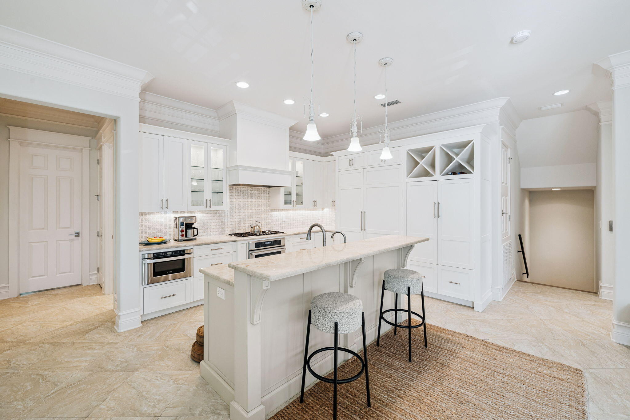 358 Rue Caribe