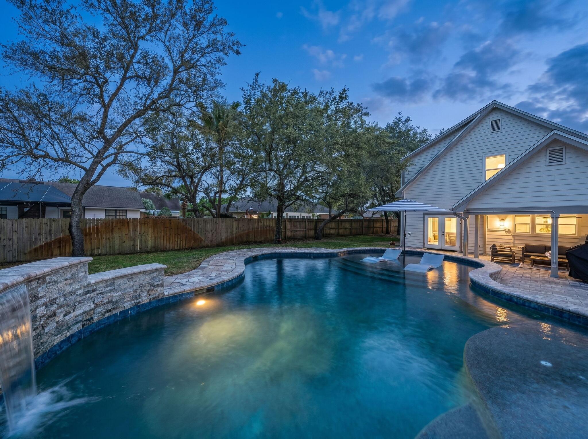 7 Tomahawk Court