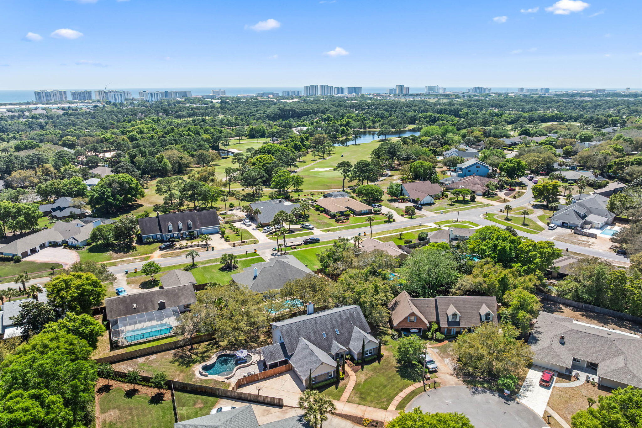7 Tomahawk Court
