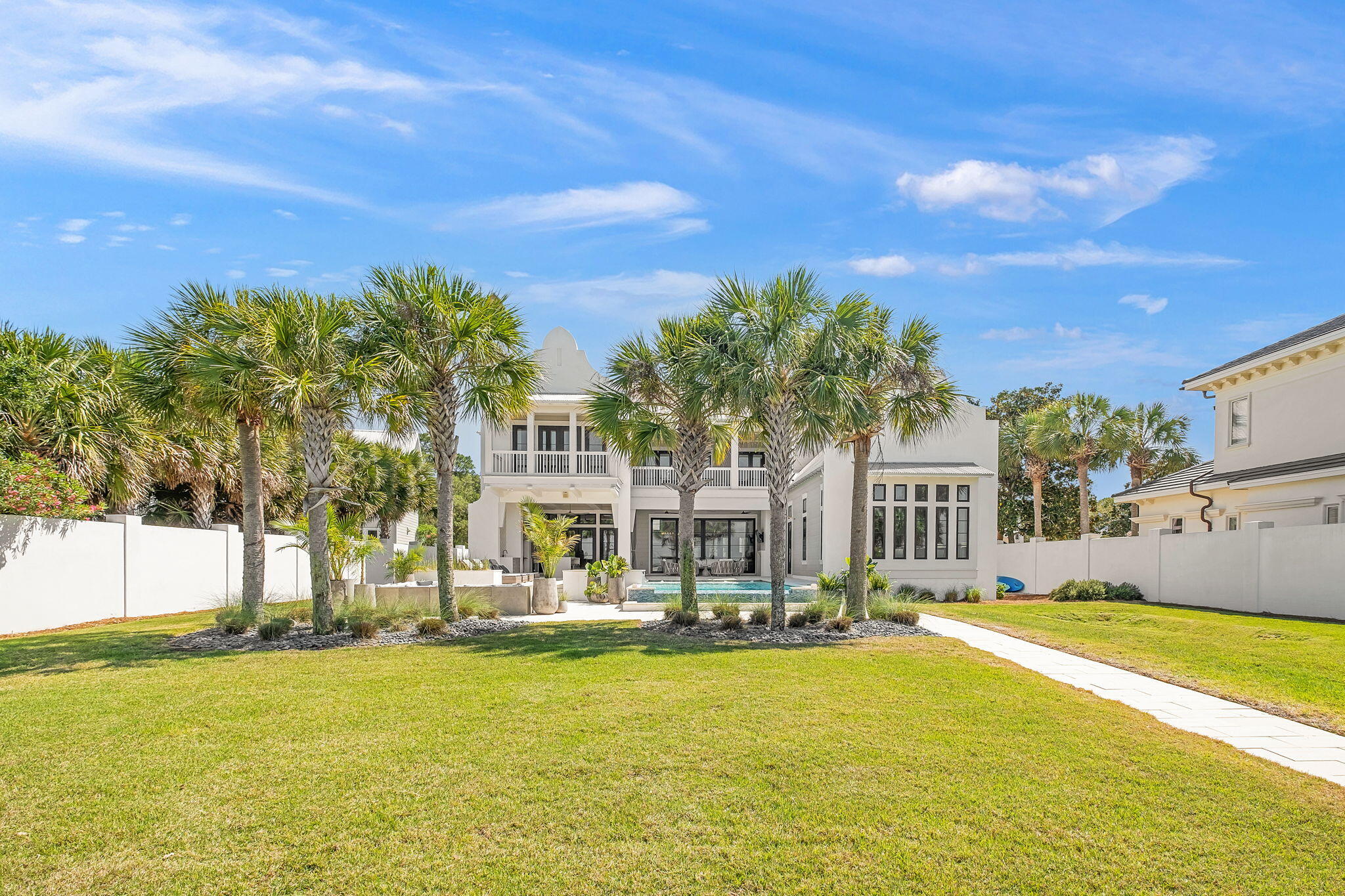 510 Walton Way