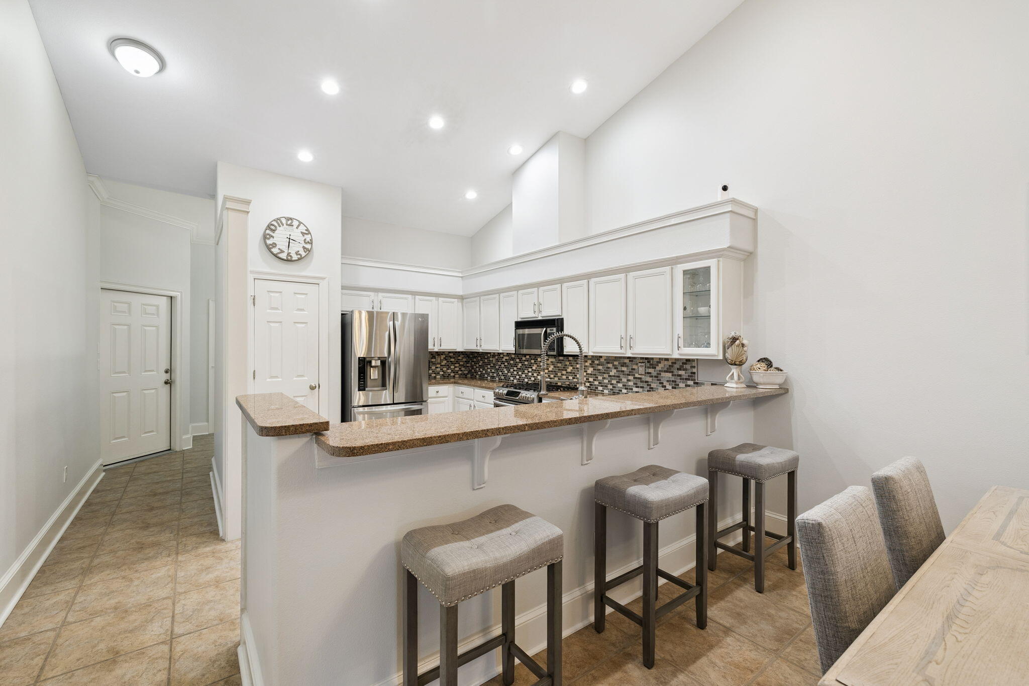 230 Diamond Cove