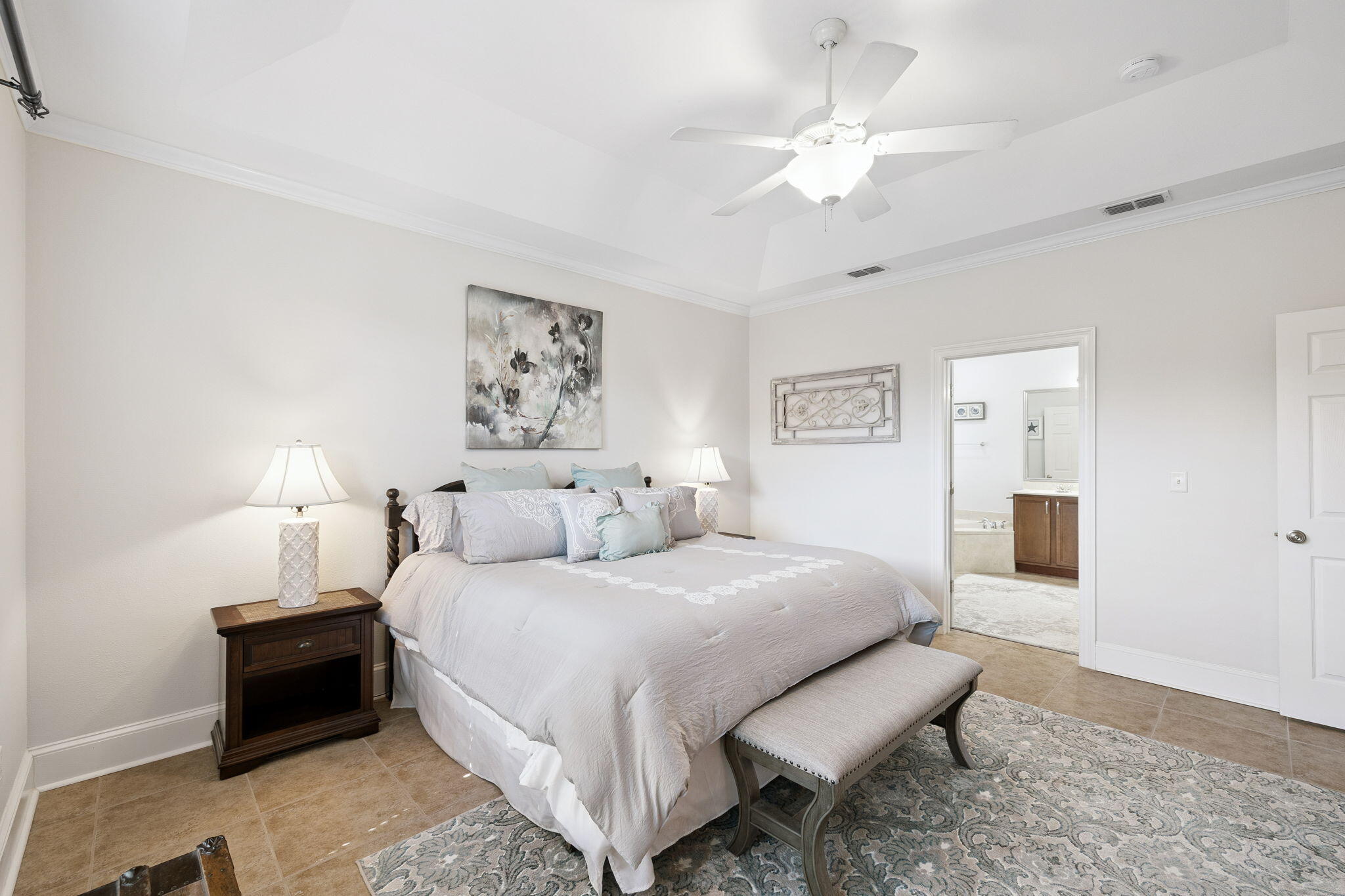 230 Diamond Cove