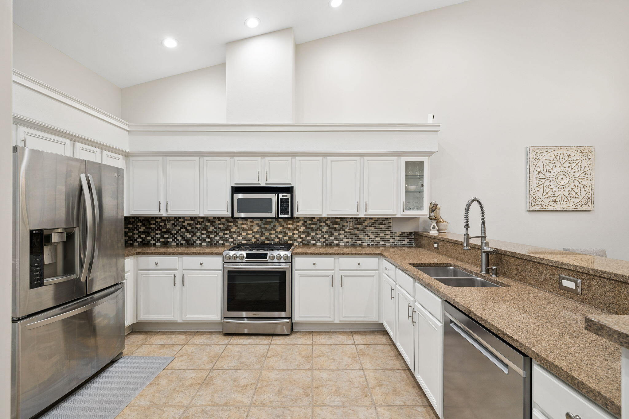 230 Diamond Cove