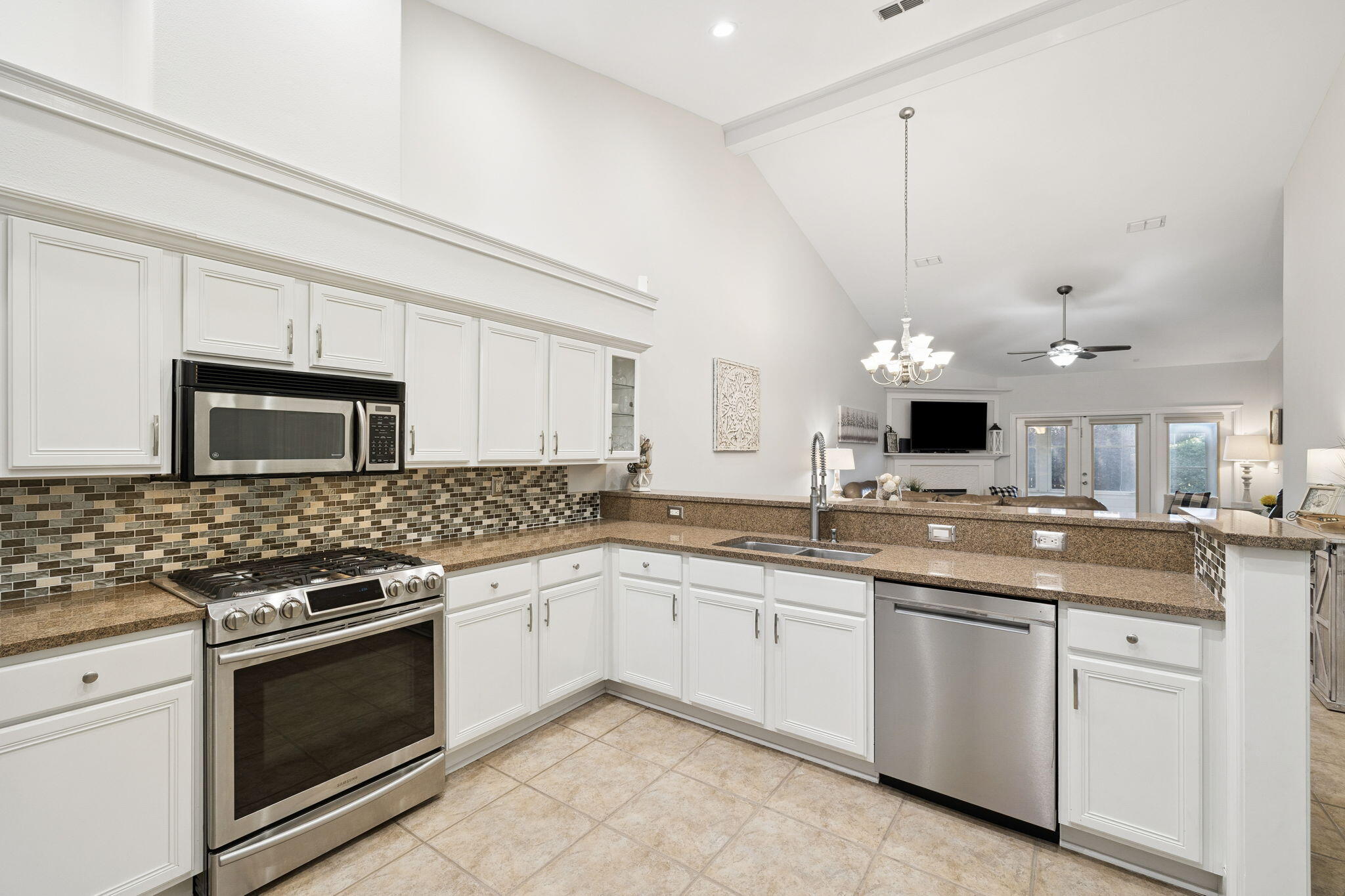 230 Diamond Cove