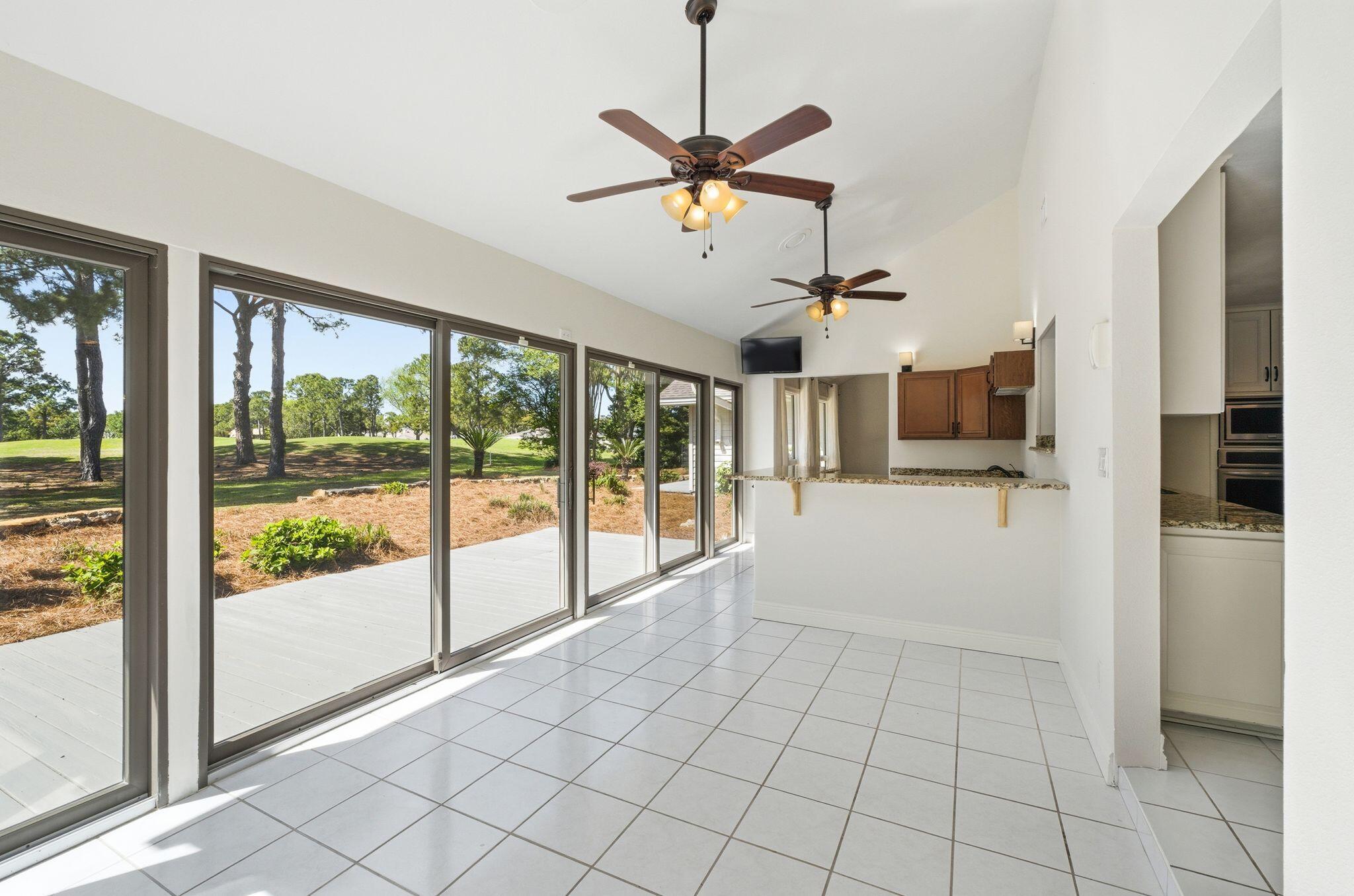 47 E Country Club Drive