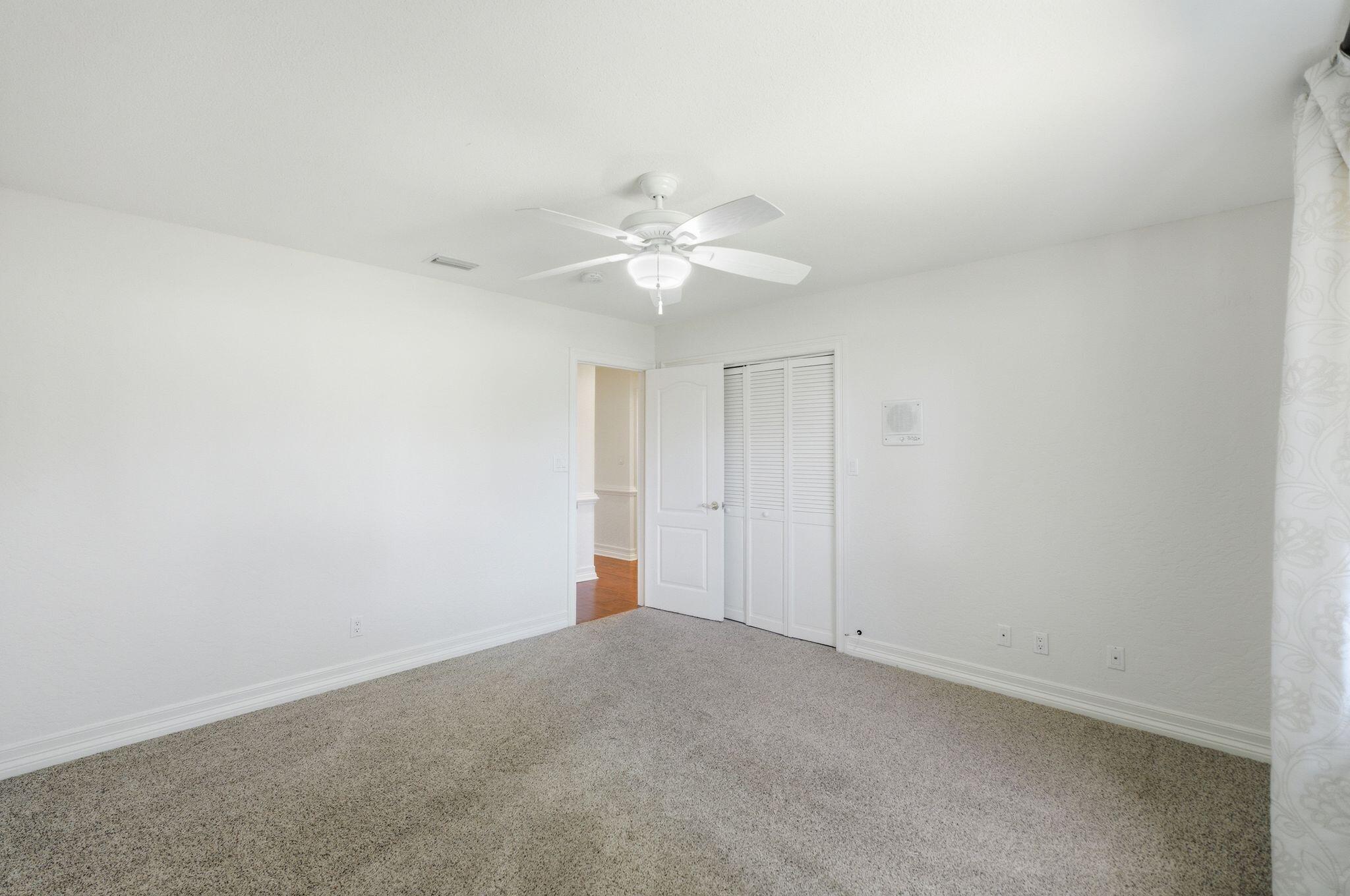 47 E Country Club Drive