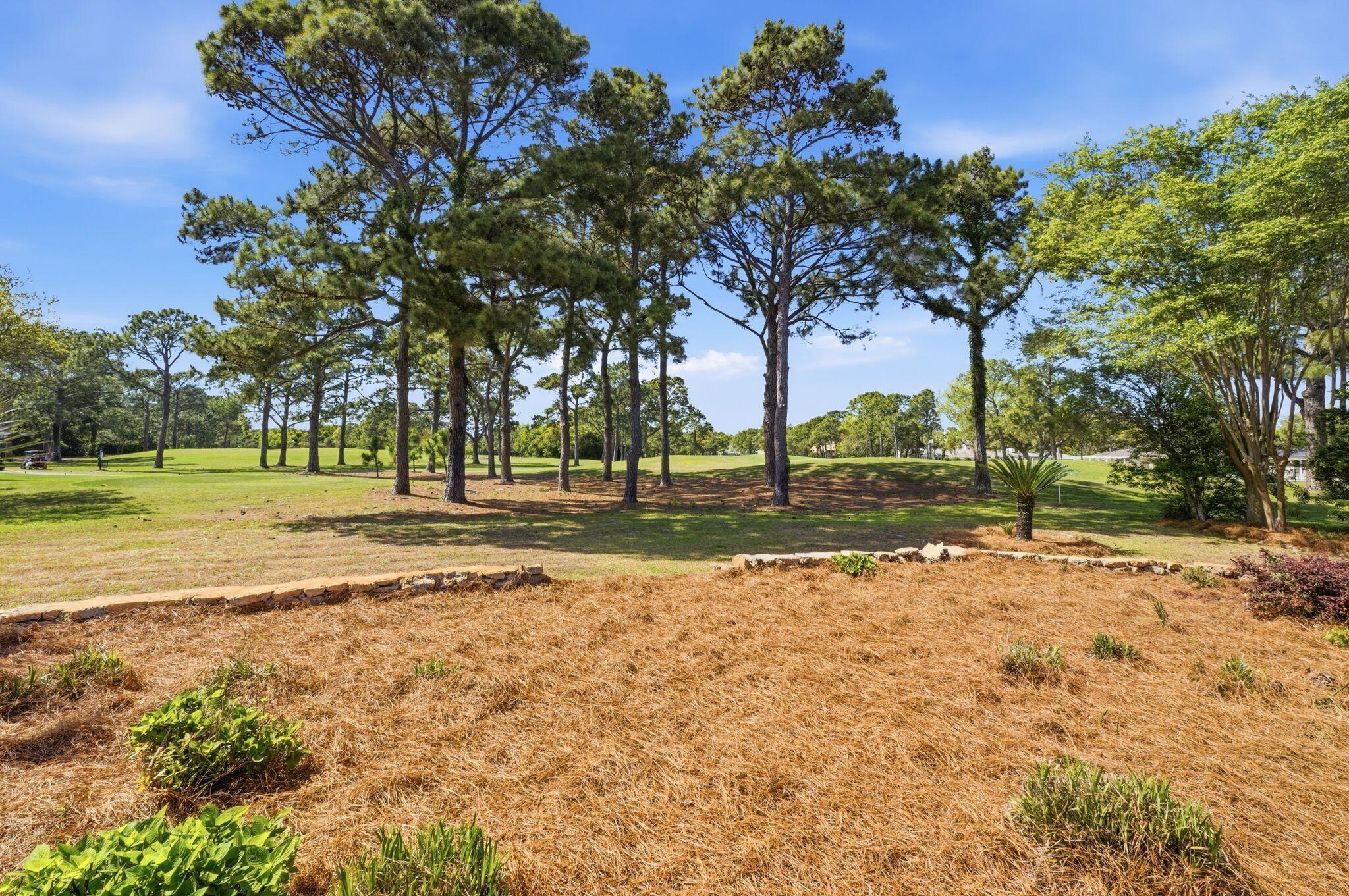 47 E Country Club Drive