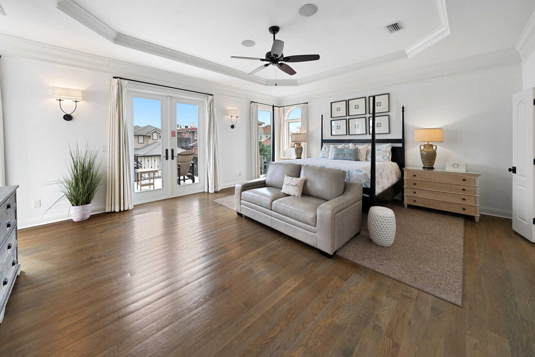 4705 Ocean Boulevard