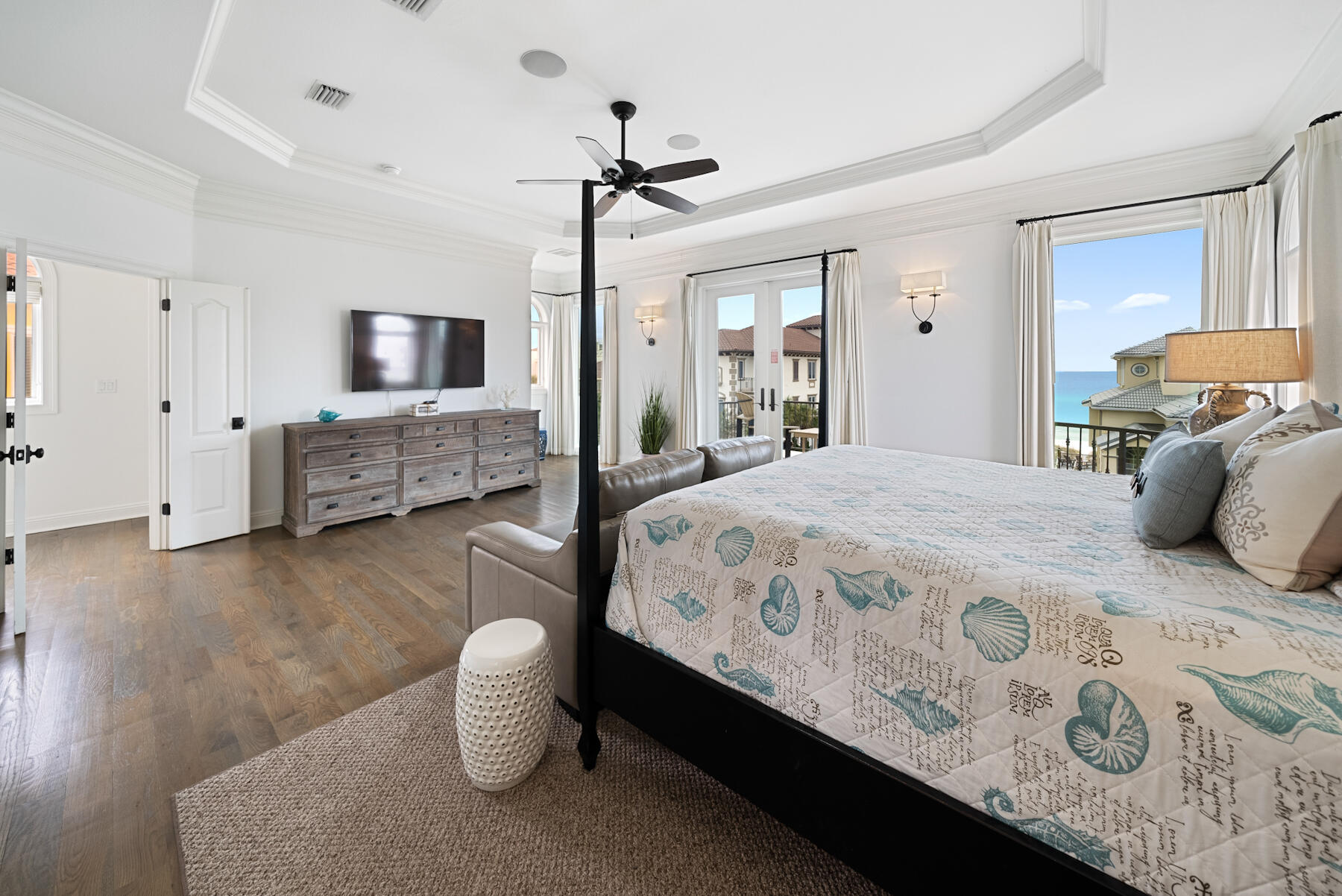 4705 Ocean Boulevard