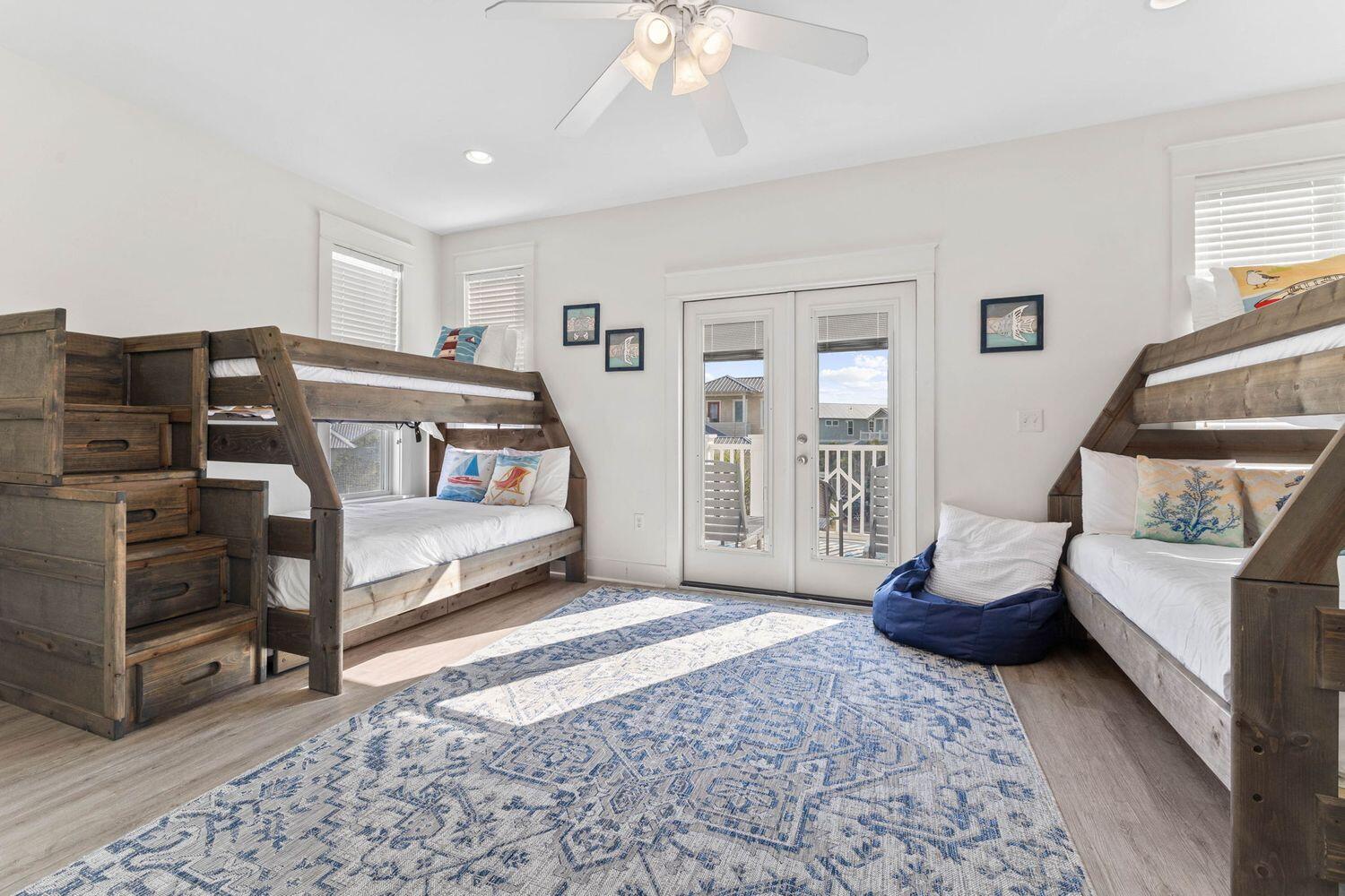 67 W Seacrest Beach Boulevard