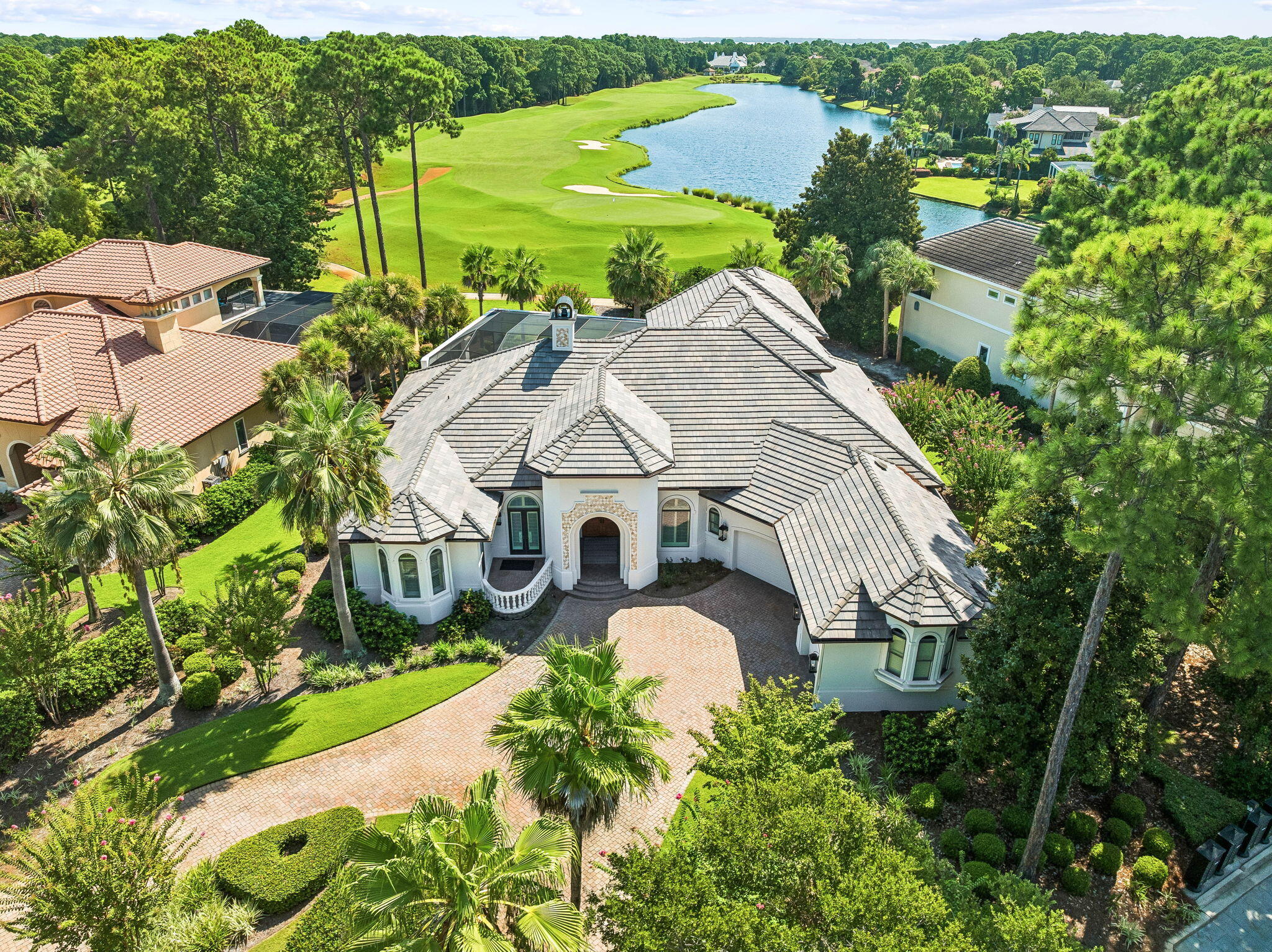 2987 Bay Villas Court