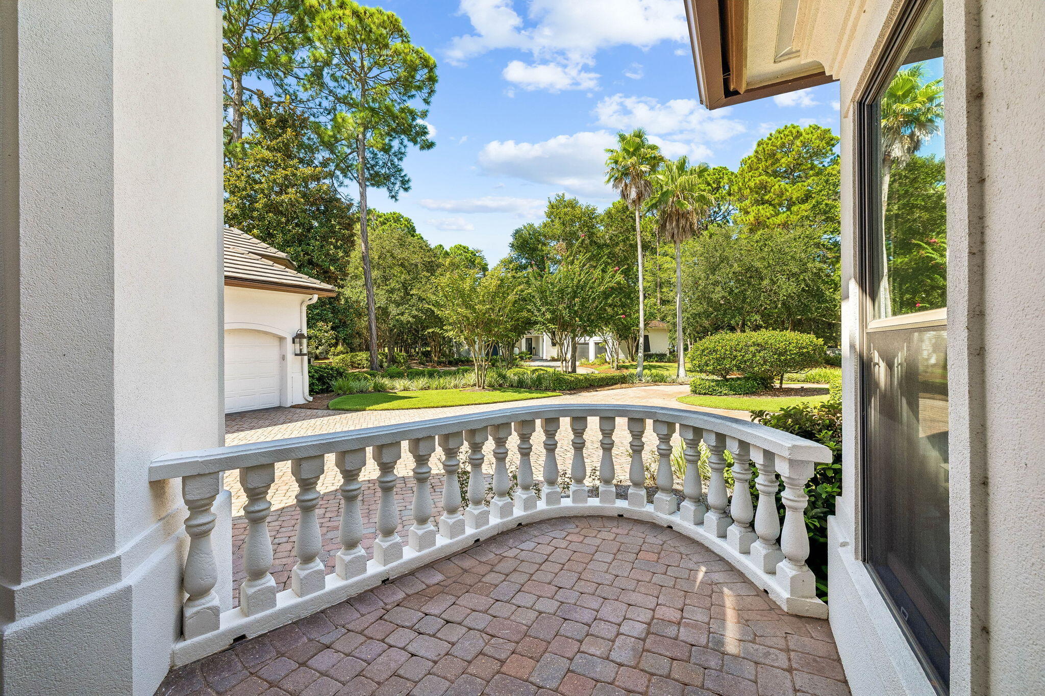 2987 Bay Villas Court