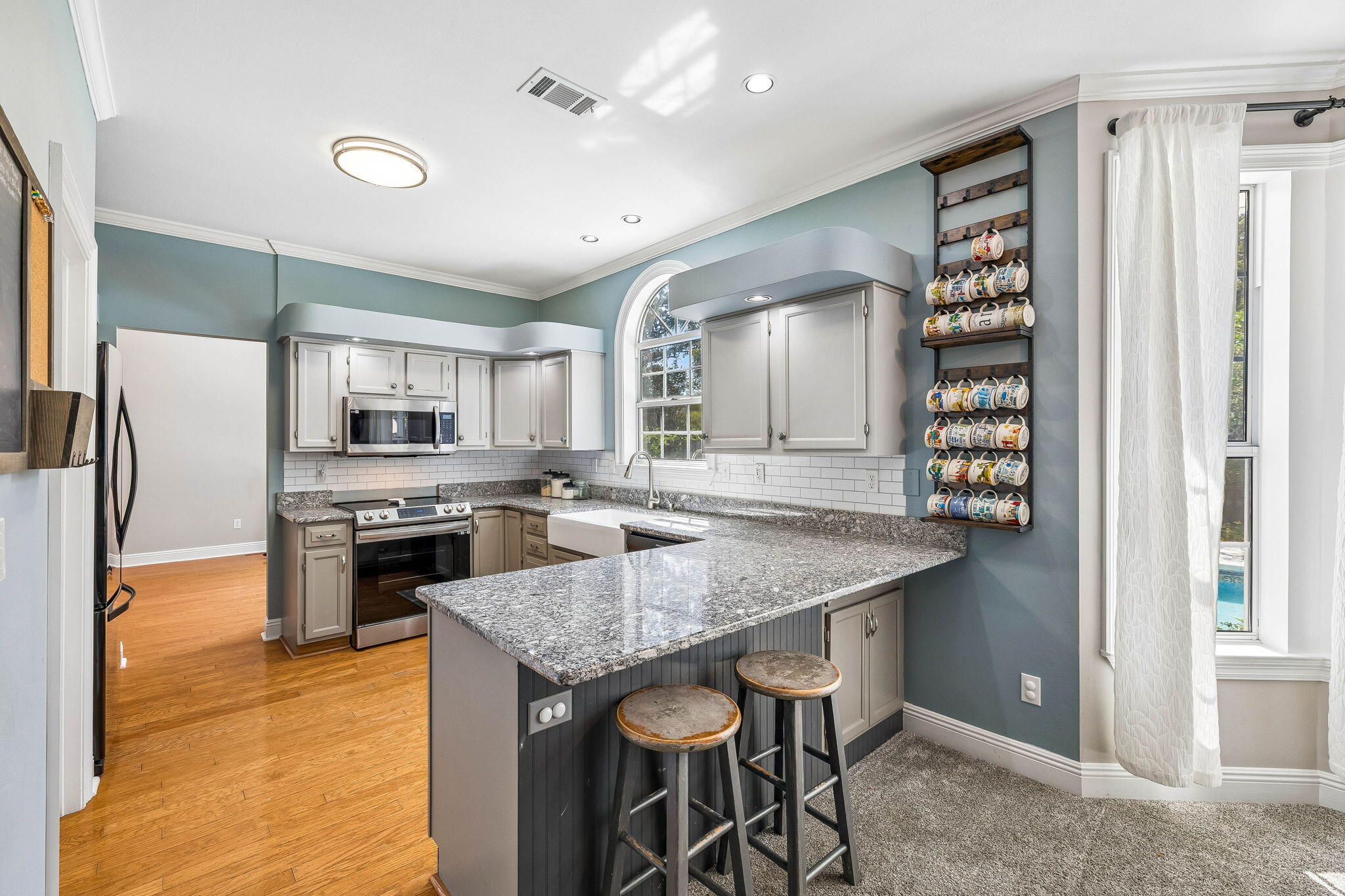 2568 Palm Shores Drive