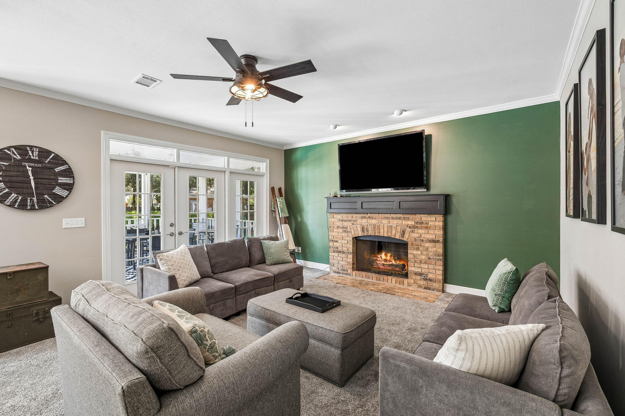 2568 Palm Shores Drive
