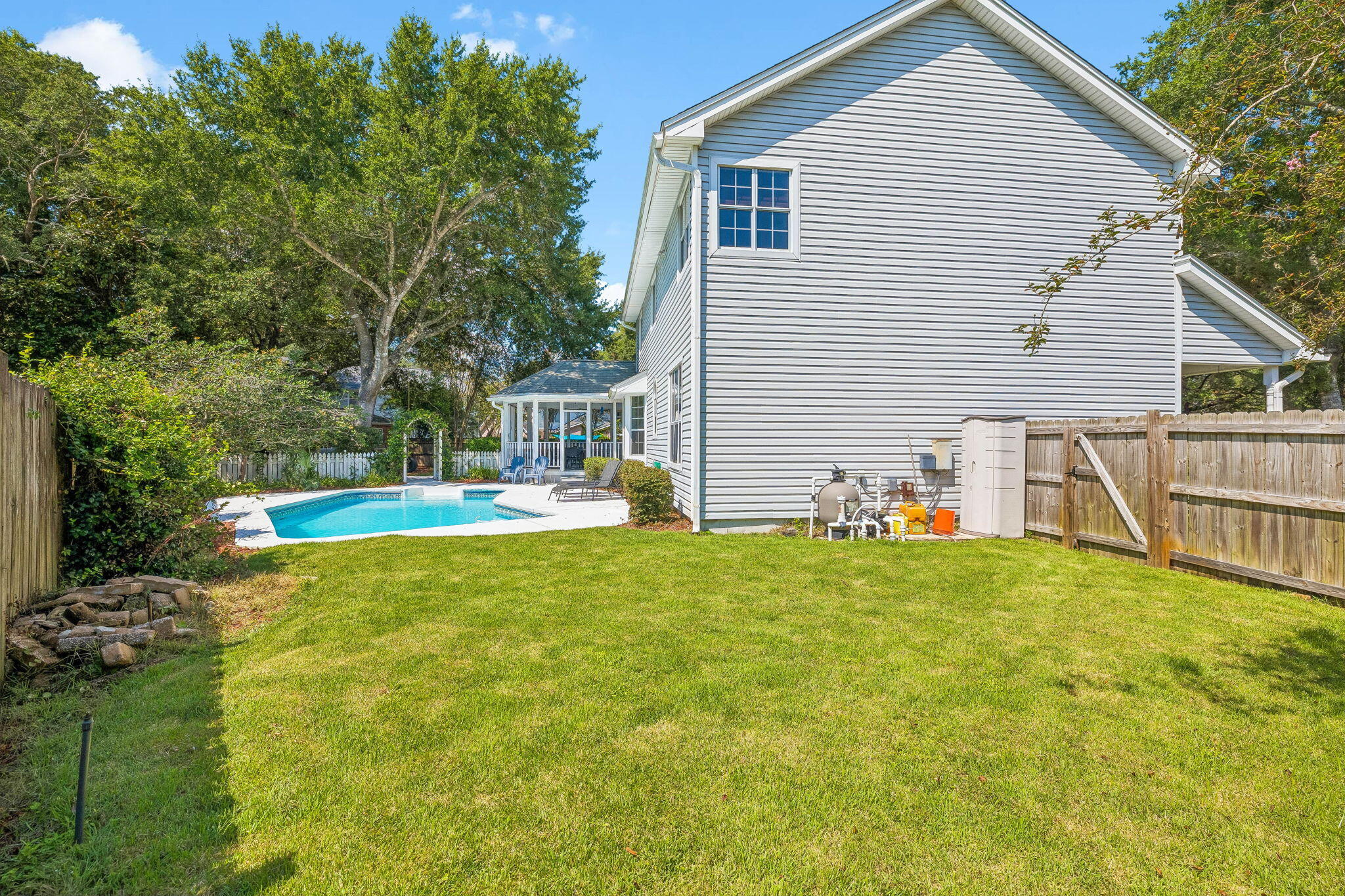 2568 Palm Shores Drive