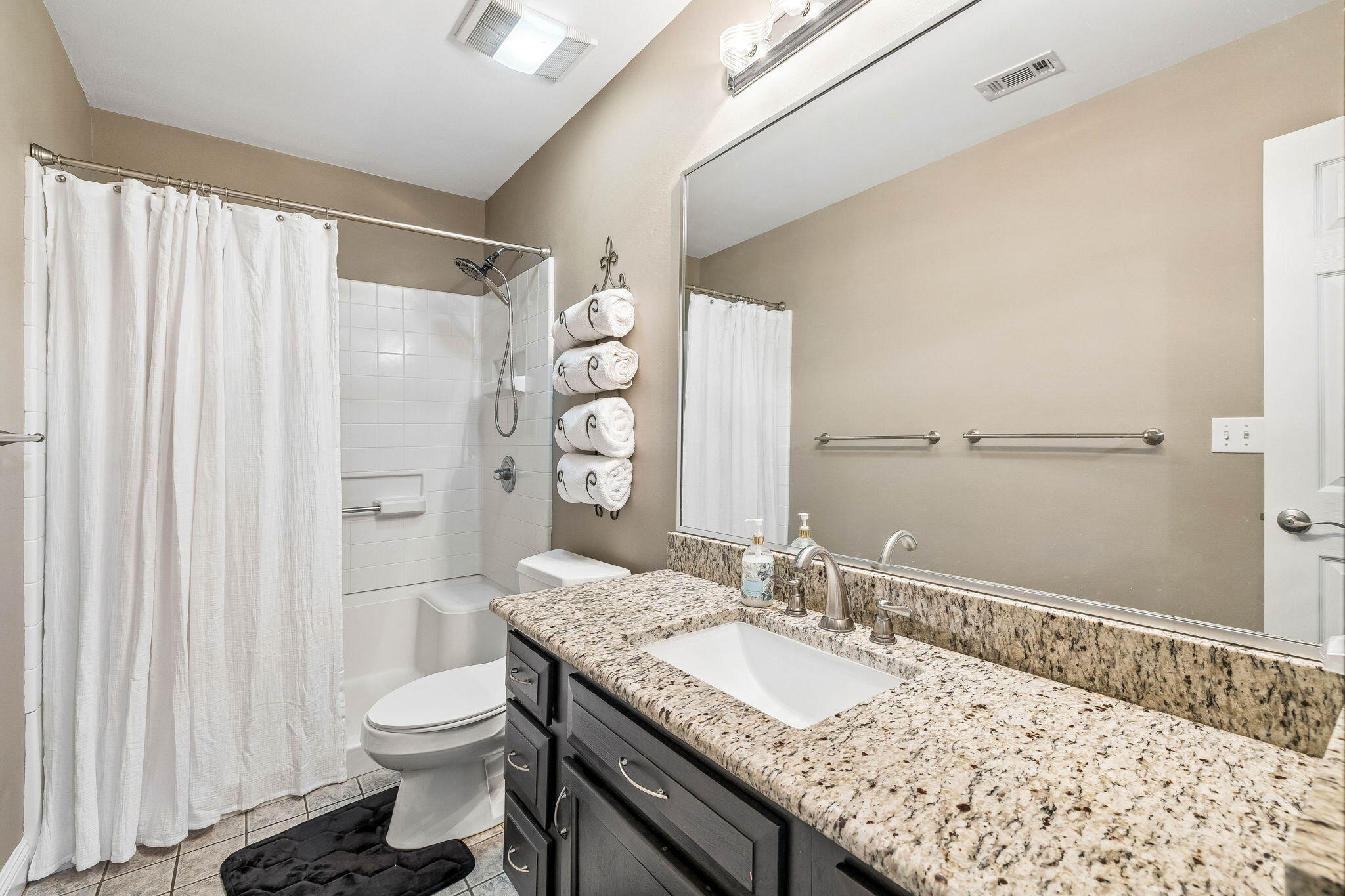 2568 Palm Shores Drive