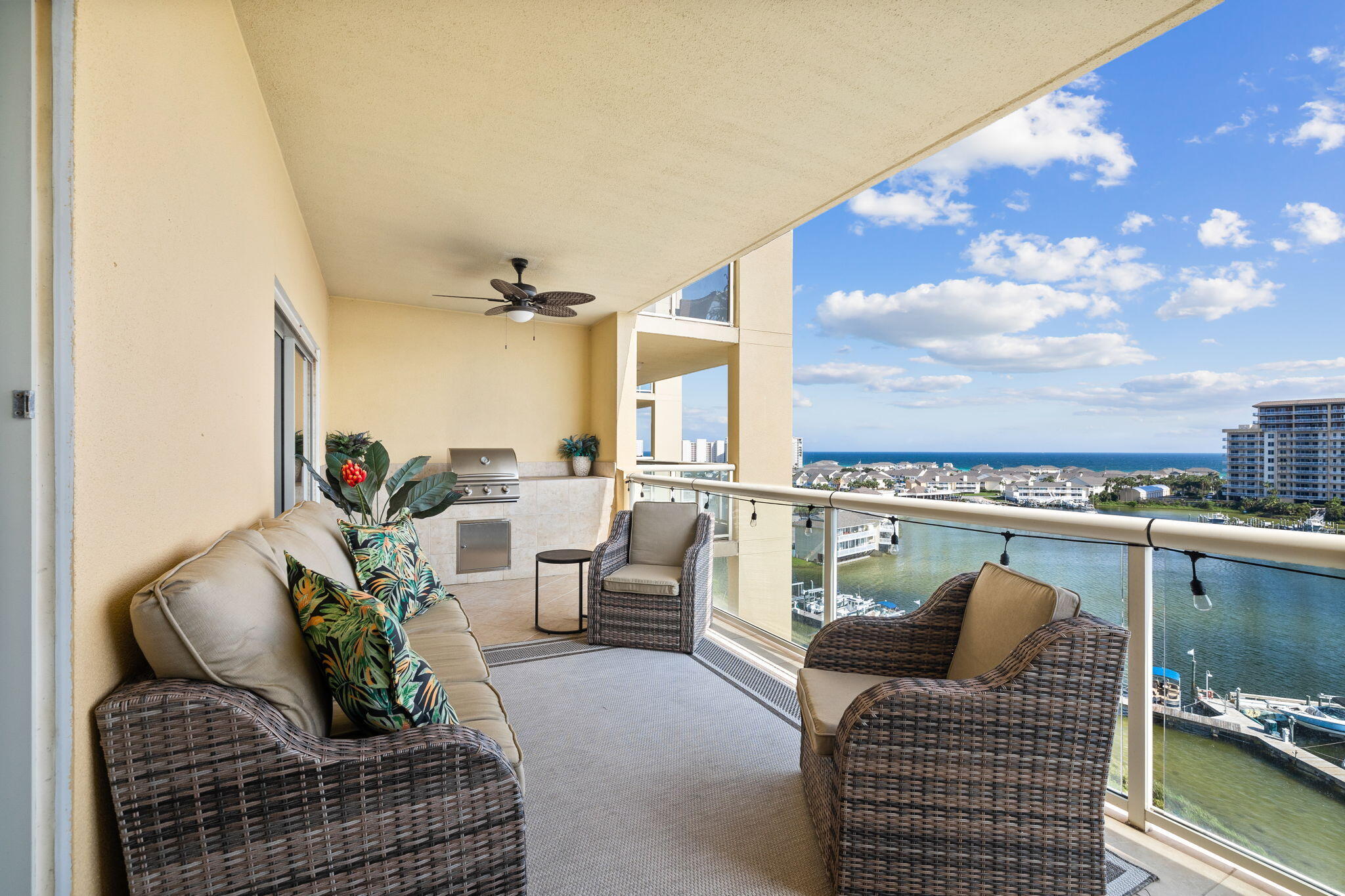 770 Harbor Boulevard