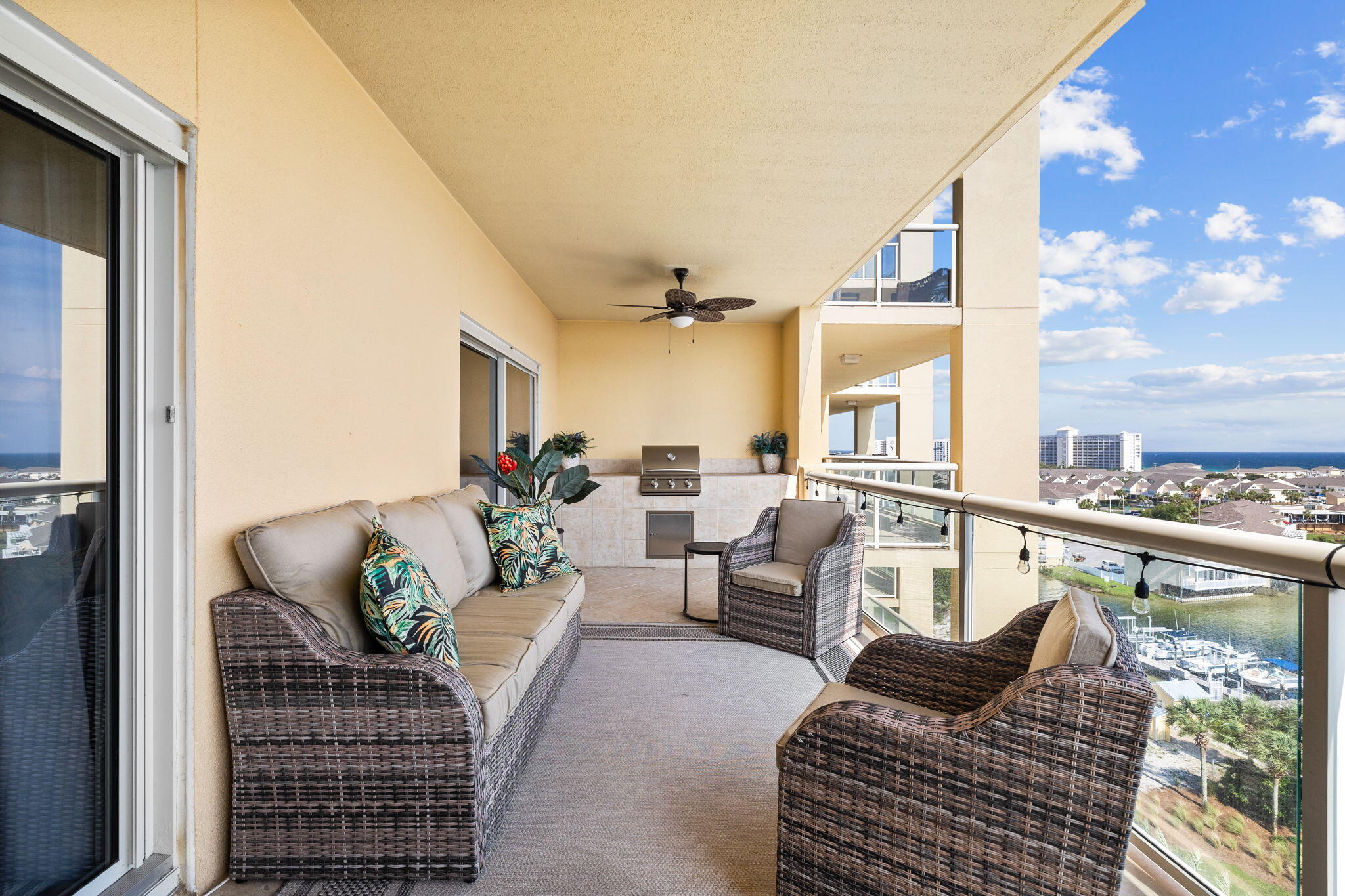 770 Harbor Boulevard