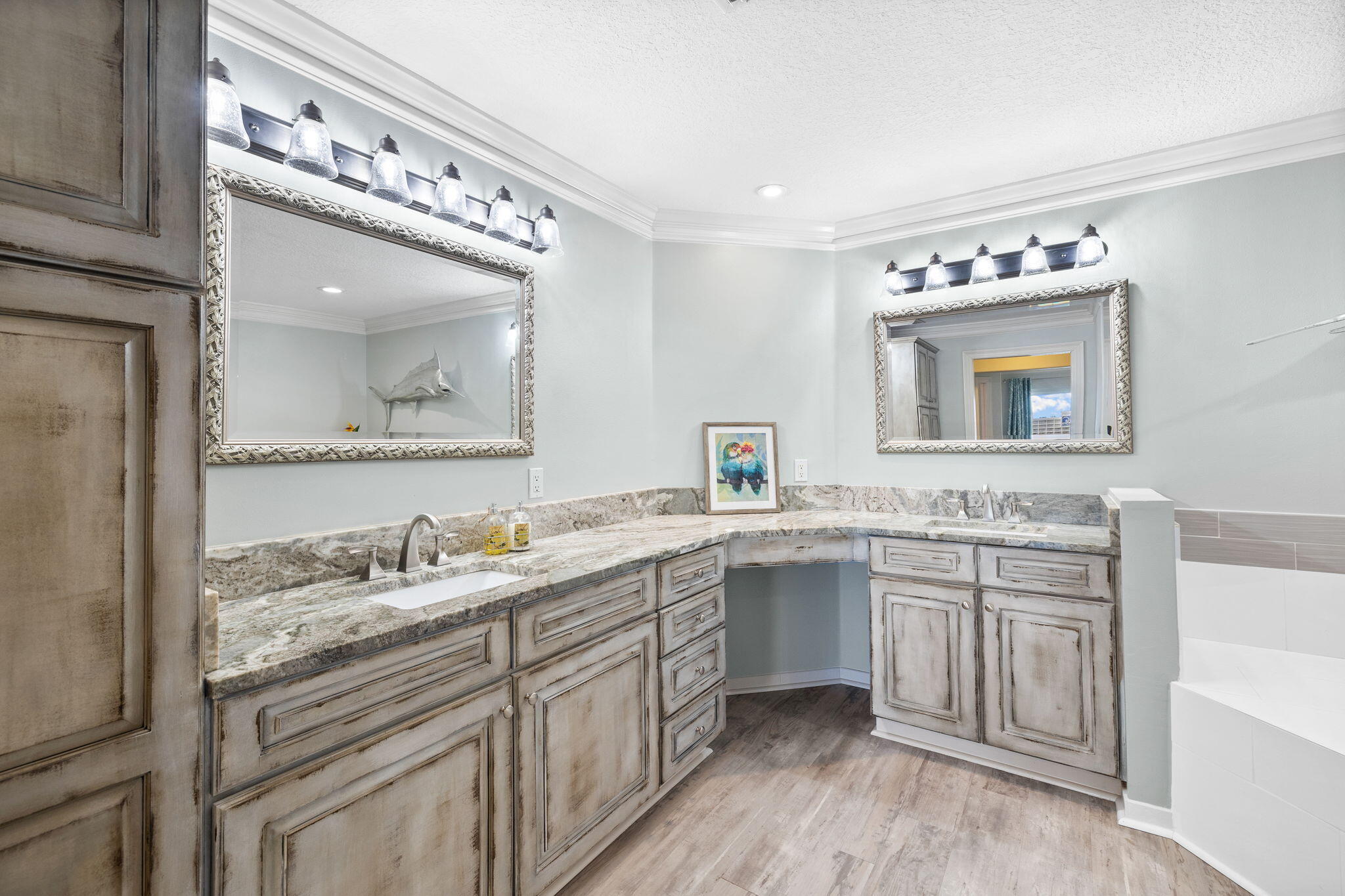 770 Harbor Boulevard