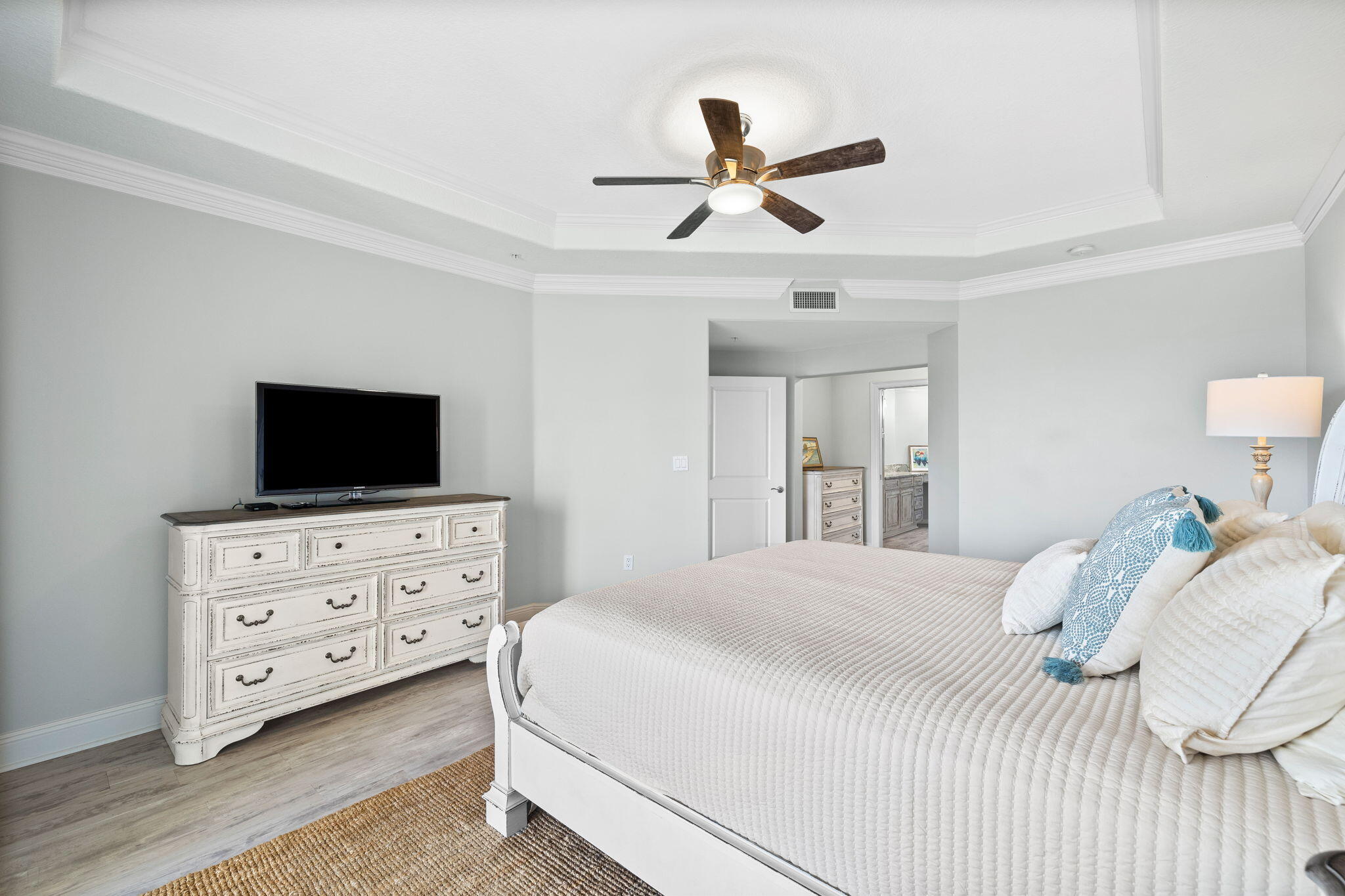 770 Harbor Boulevard