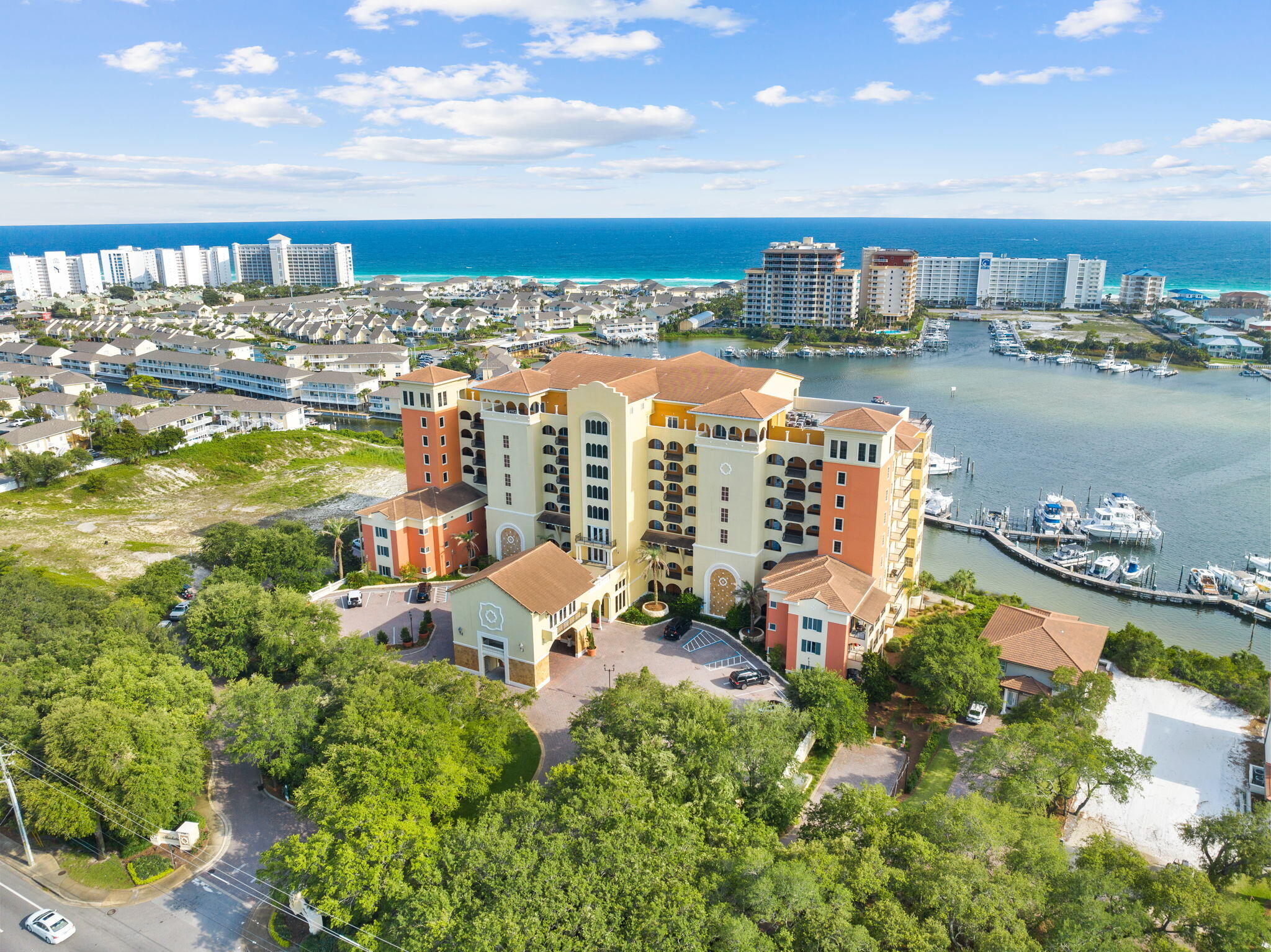 770 Harbor Boulevard