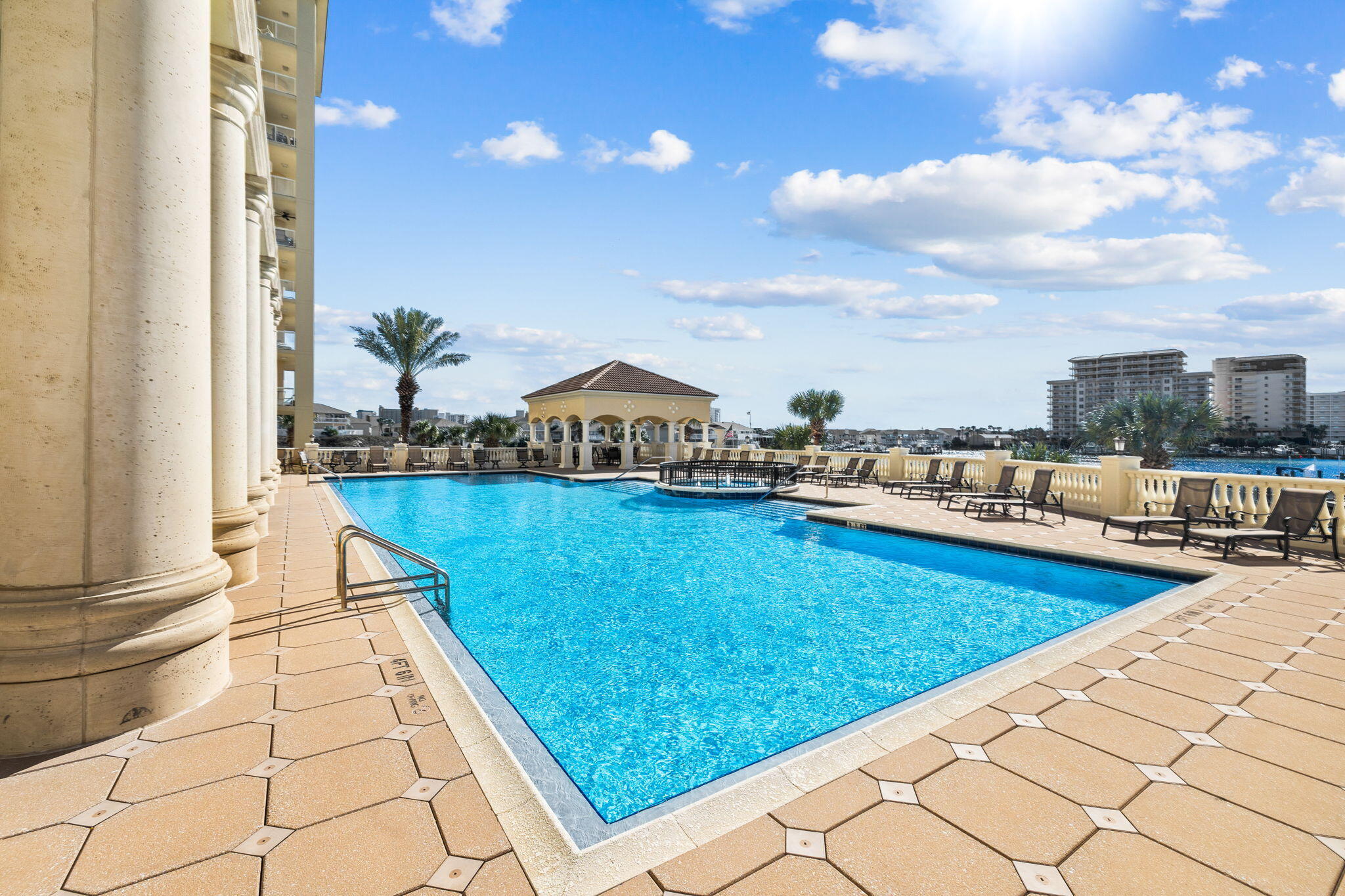 770 Harbor Boulevard