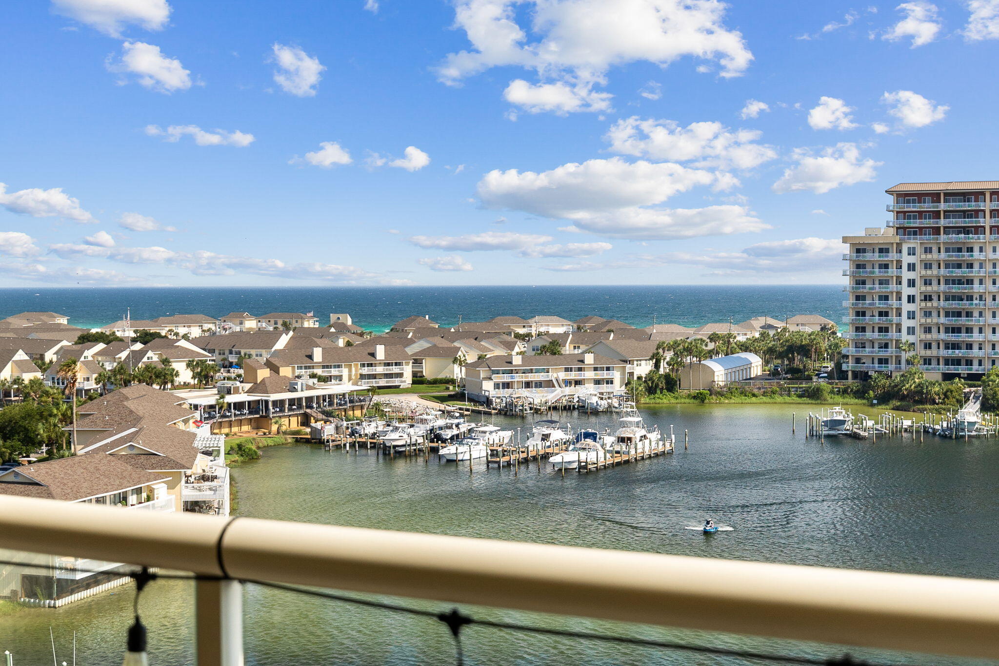 770 Harbor Boulevard