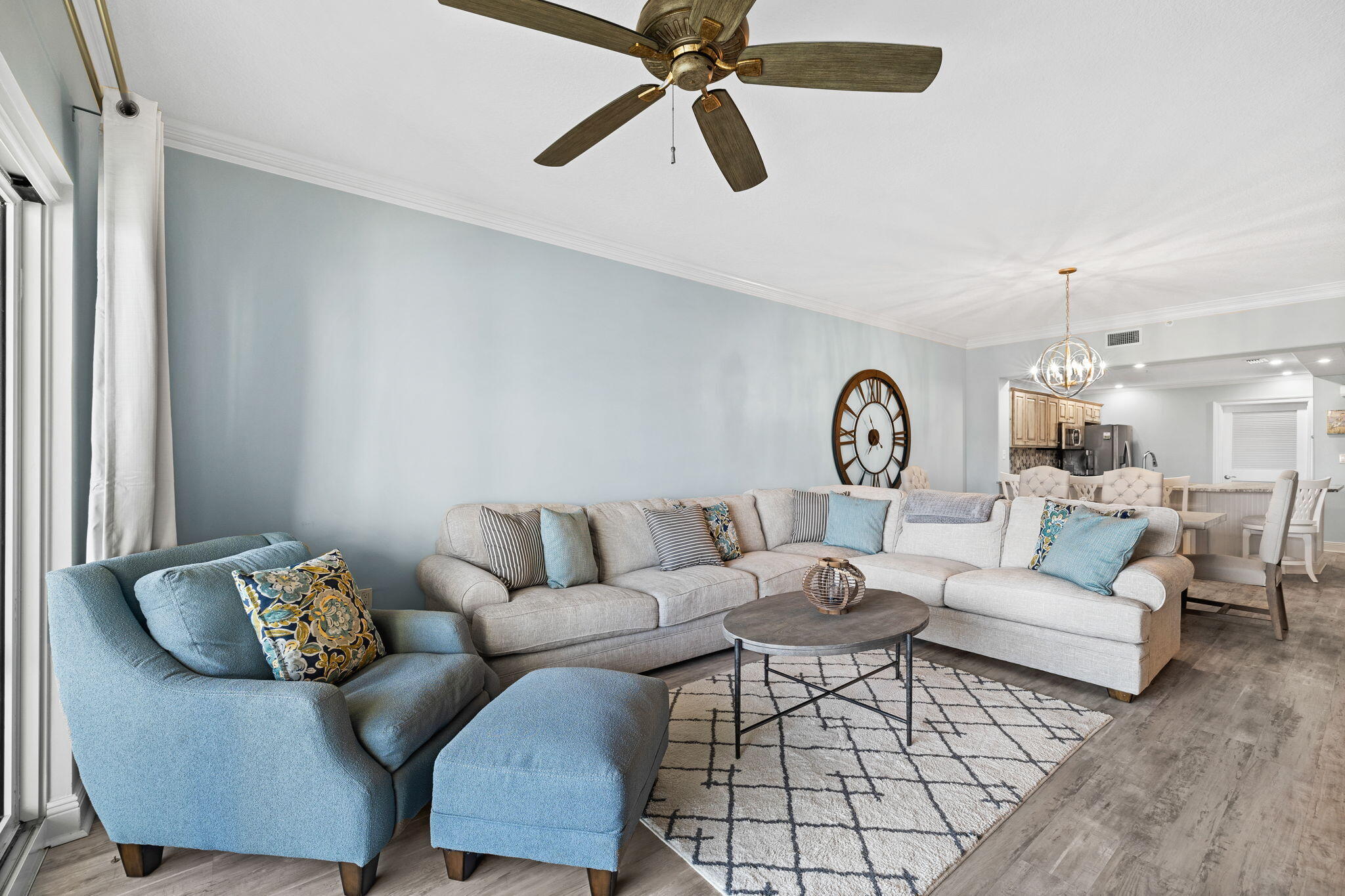 770 Harbor Boulevard