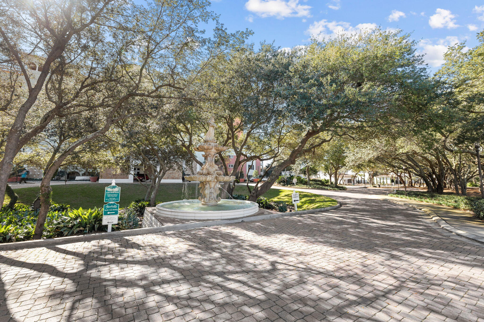 770 Harbor Boulevard