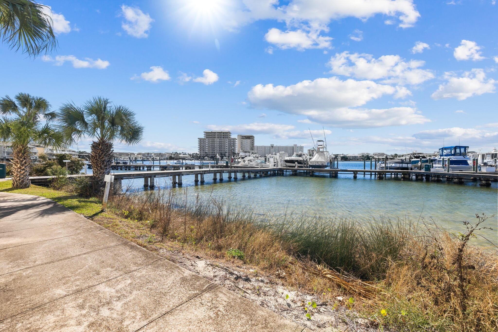 770 Harbor Boulevard