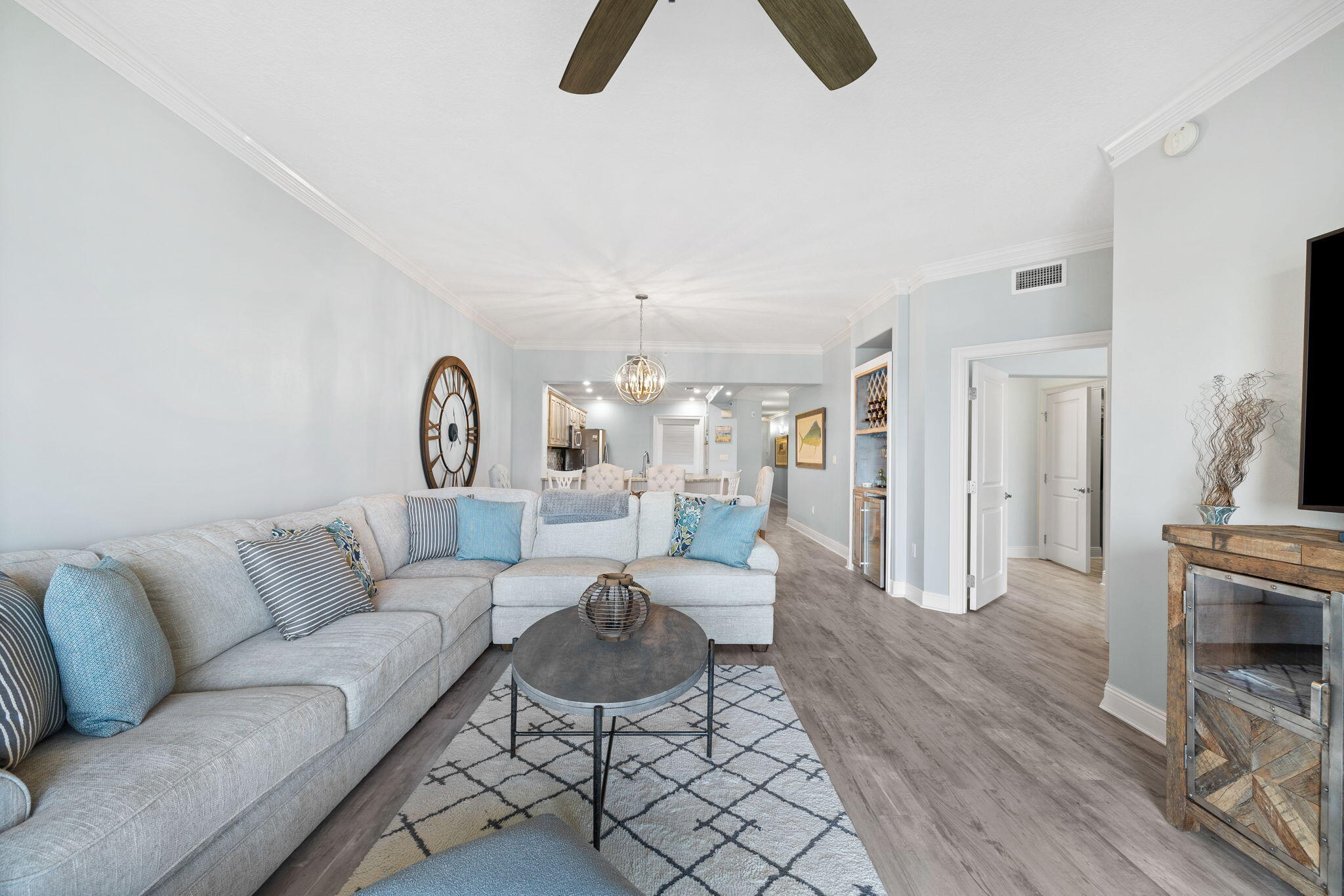 770 Harbor Boulevard