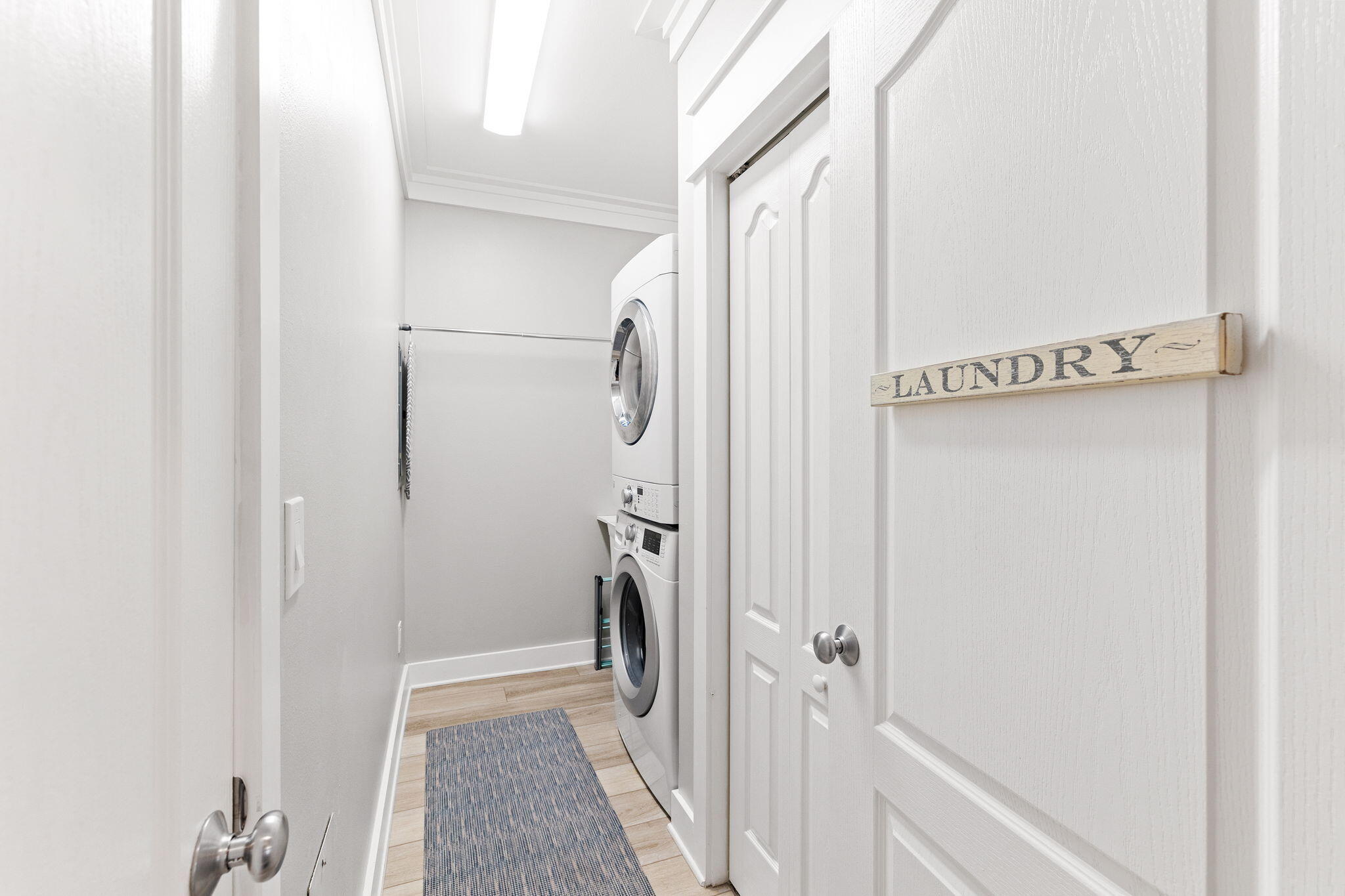 4545 E Co Highway 30A B402, UNIT B402