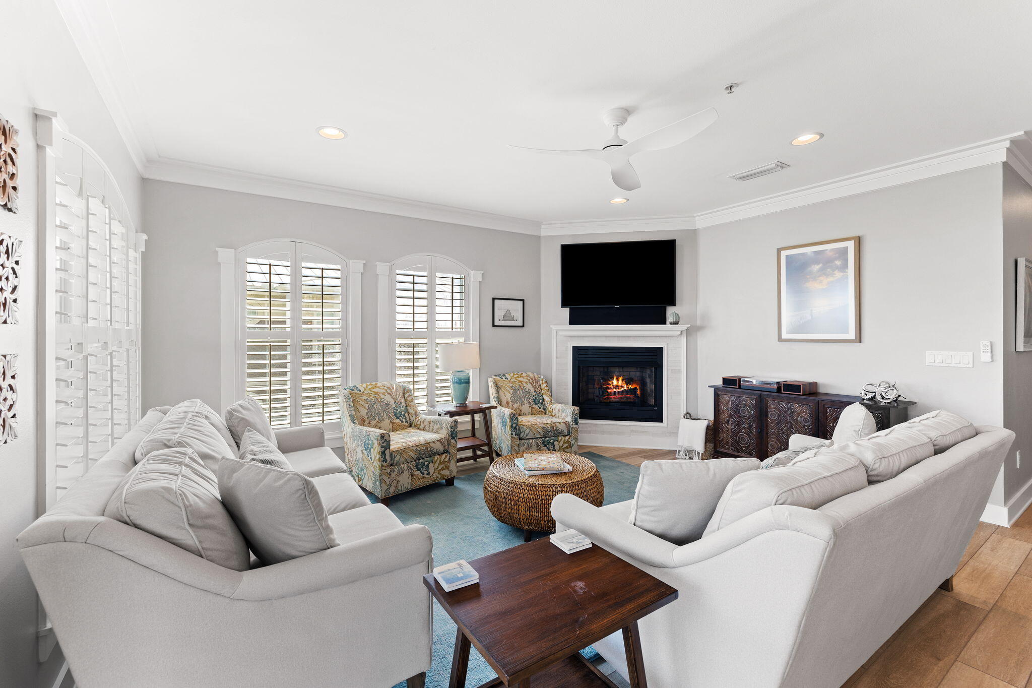 4545 E Co Highway 30A B402, UNIT B402