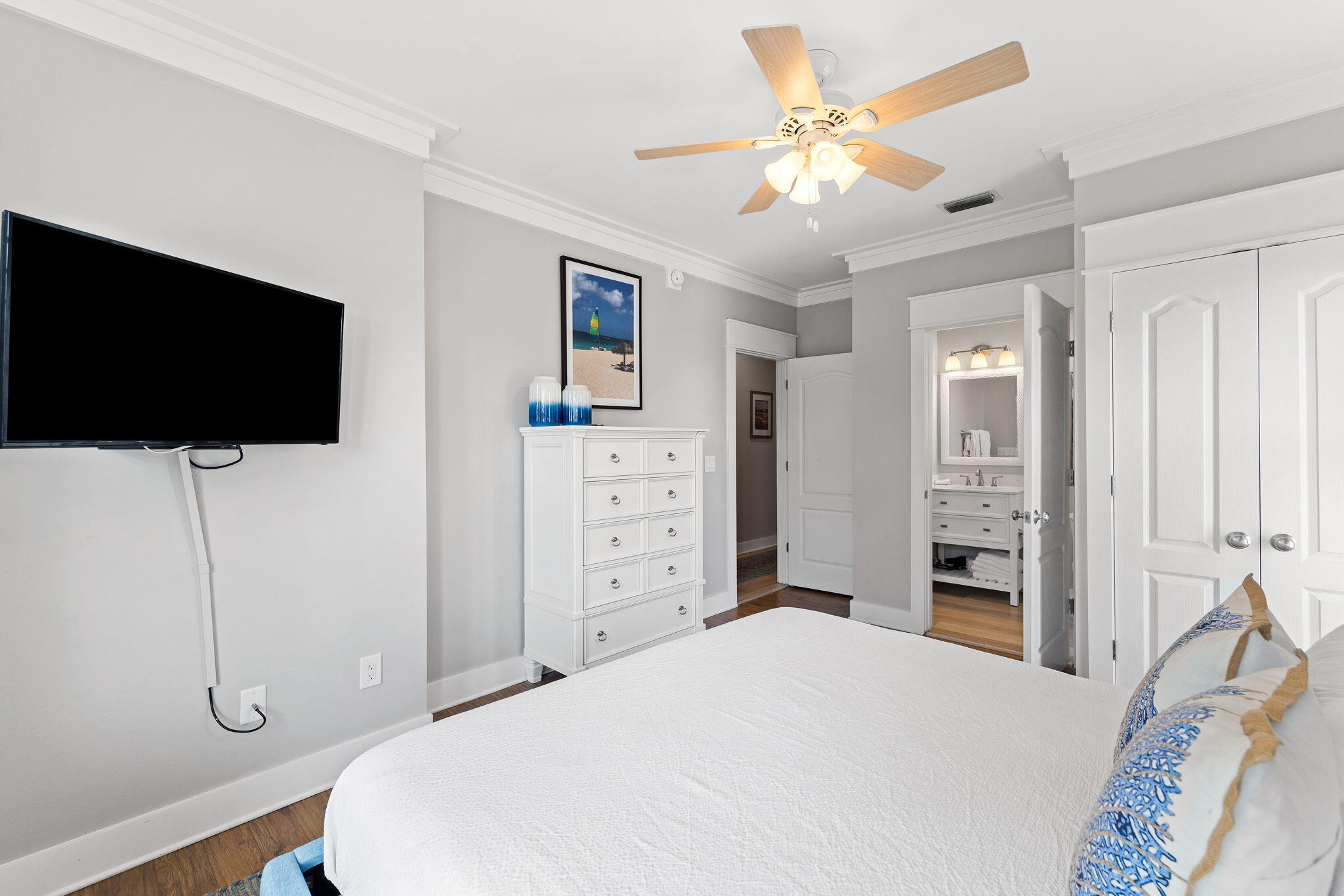 4545 E Co Highway 30A B402, UNIT B402