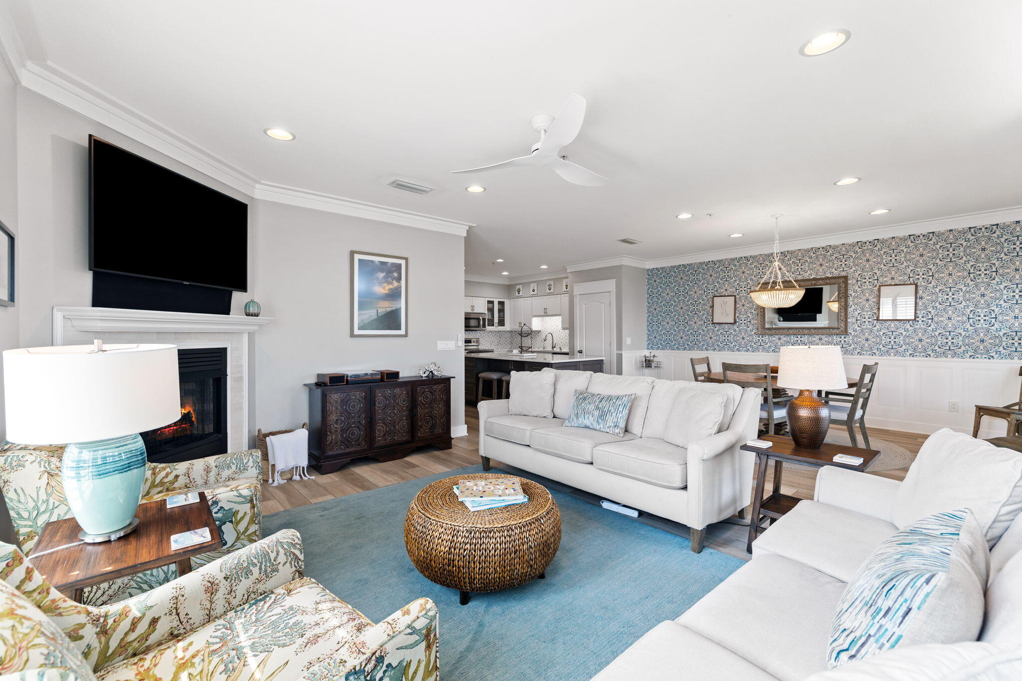 4545 E Co Highway 30A B402, UNIT B402