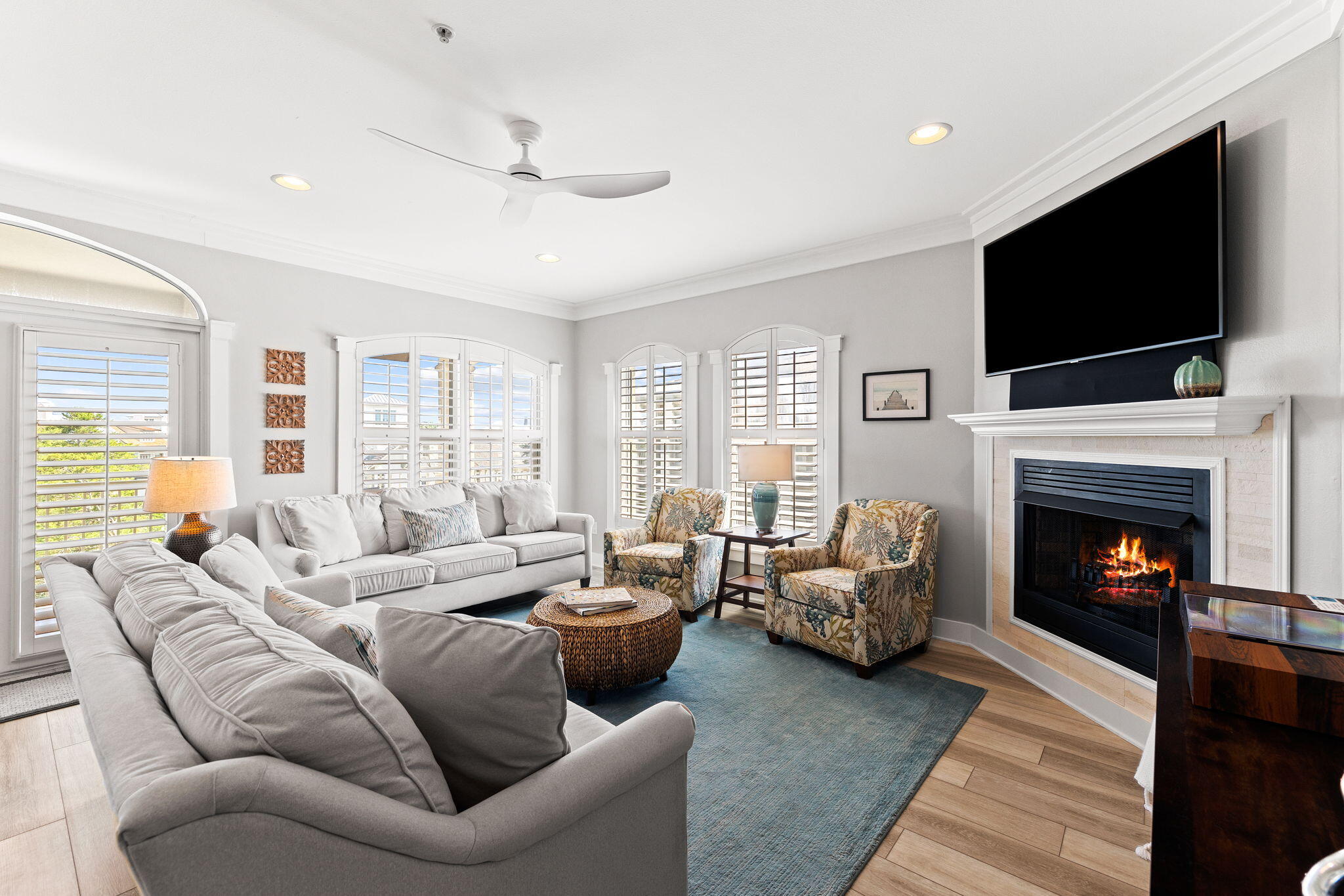 4545 E Co Highway 30A B402, UNIT B402